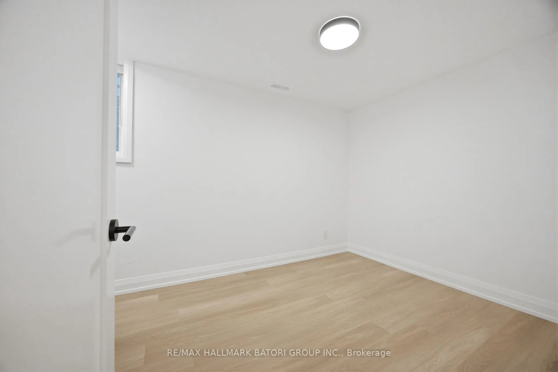 Photo 18 of Unit 5, 56 Camberwell Road, Toronto, Humewood-Cedarvale — HOMEH