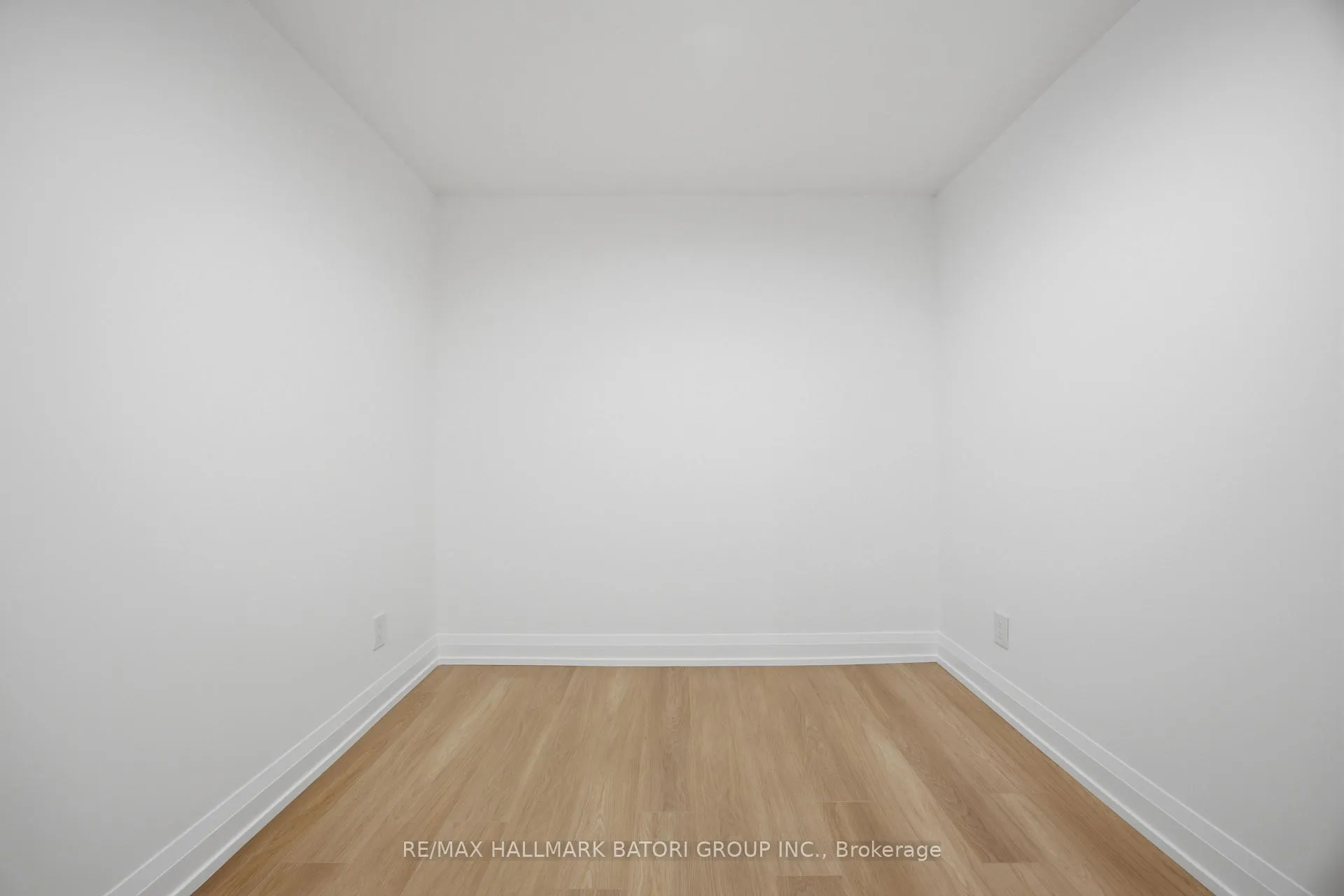 Photo 21 of Unit 5, 56 Camberwell Road, Toronto, Humewood-Cedarvale — HOMEH