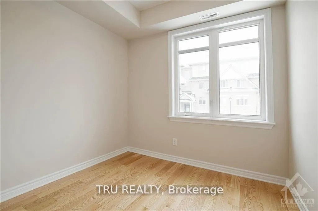 Photo 8 of Unit C, 1020 Beryl Private, Ottawa, Riverside South/Gloucester Glen — HOMEH