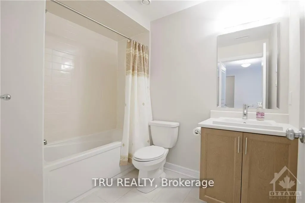 Photo 16 of Unit C, 1020 Beryl Private, Ottawa, Riverside South/Gloucester Glen — HOMEH