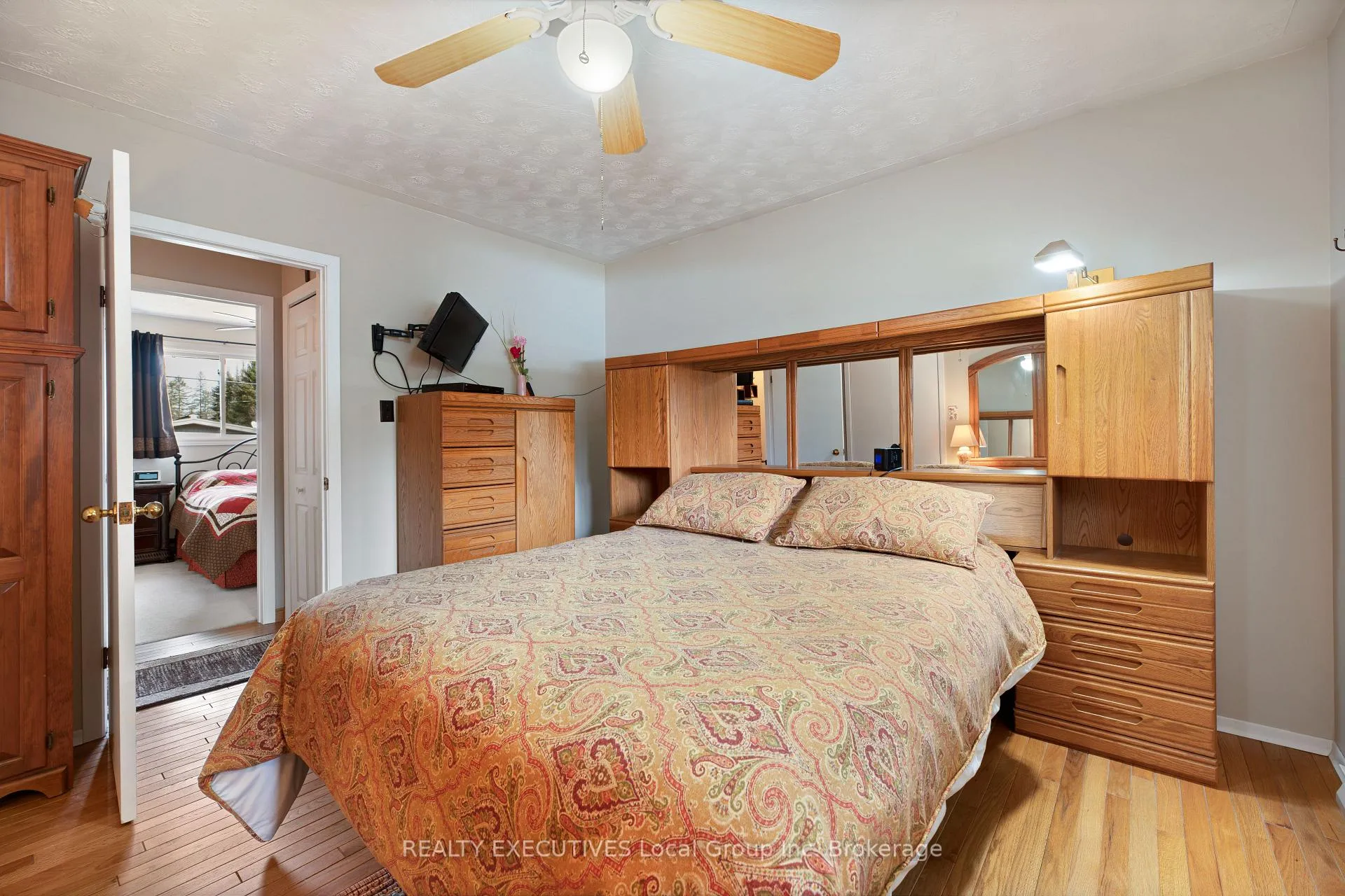 Photo 11 of 1005 Pinecreek Road S, Callander — HOMEH