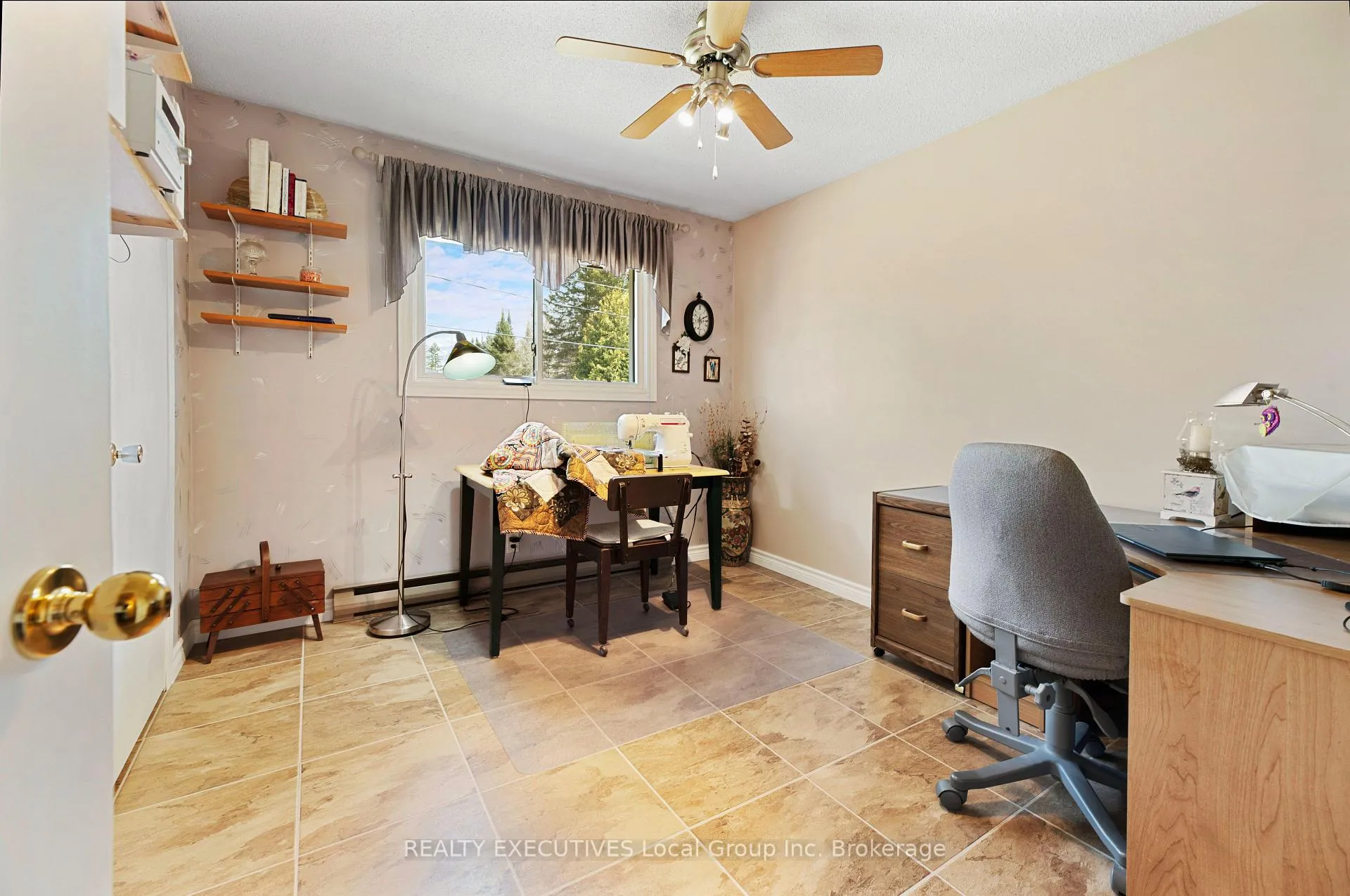 Photo 15 of 1005 Pinecreek Road S, Callander — HOMEH