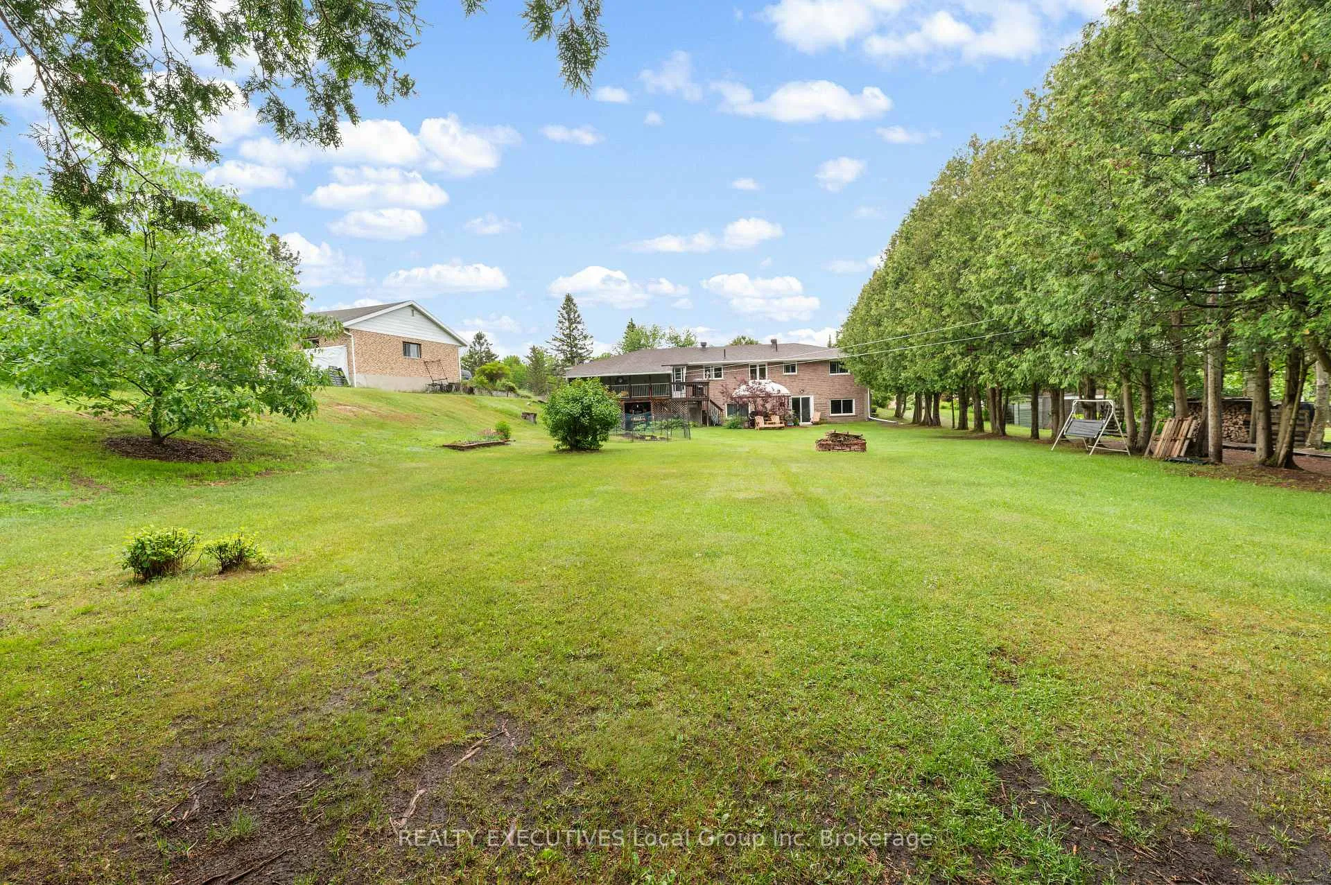 Photo 38 of 1005 Pinecreek Road S, Callander — HOMEH