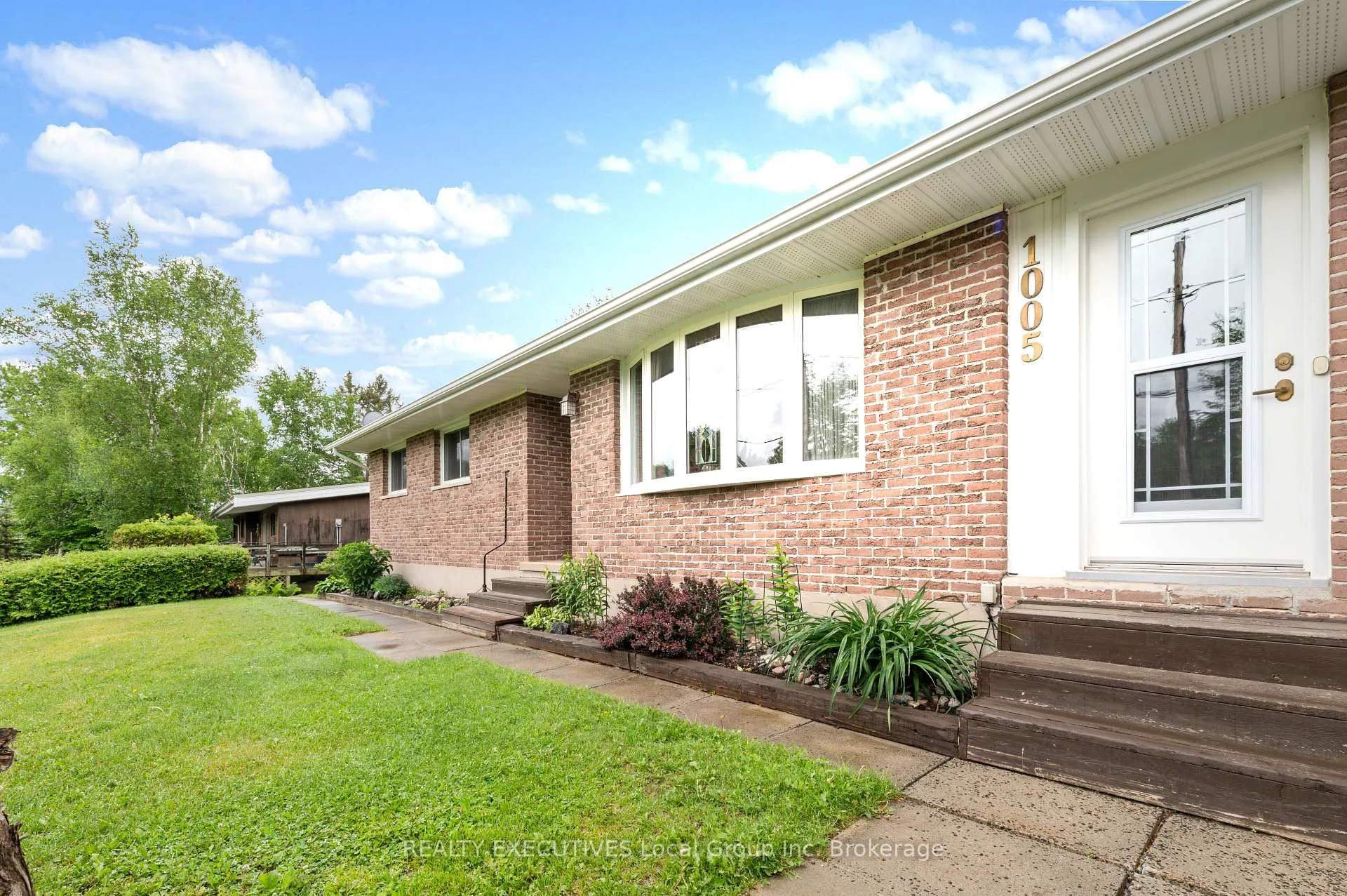 Photo 43 of 1005 Pinecreek Road S, Callander — HOMEH