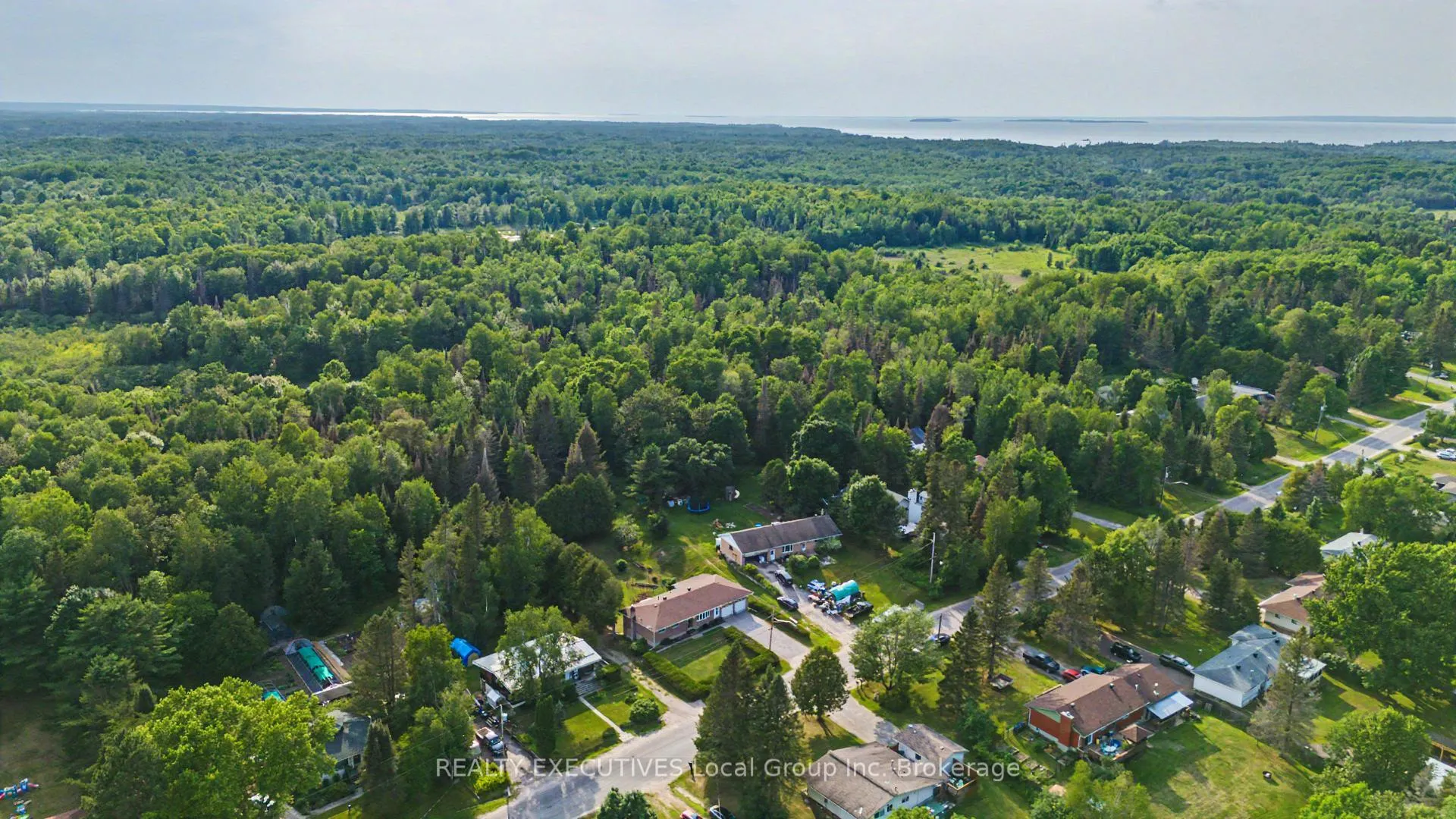 Photo 45 of 1005 Pinecreek Road S, Callander — HOMEH