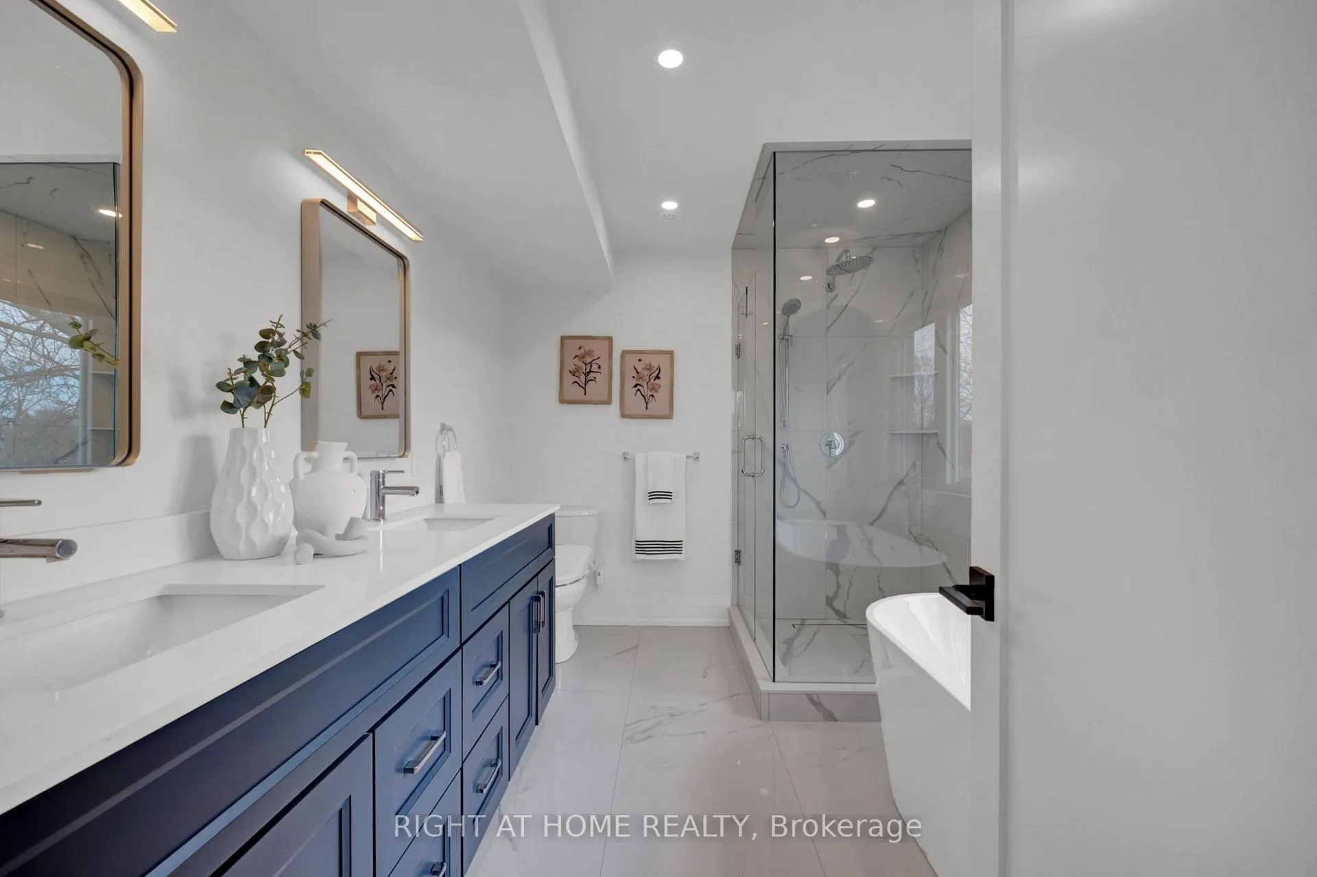 Photo 29 of 819 Fairview Avenue, Pickering, Bay Ridges — HOMEH