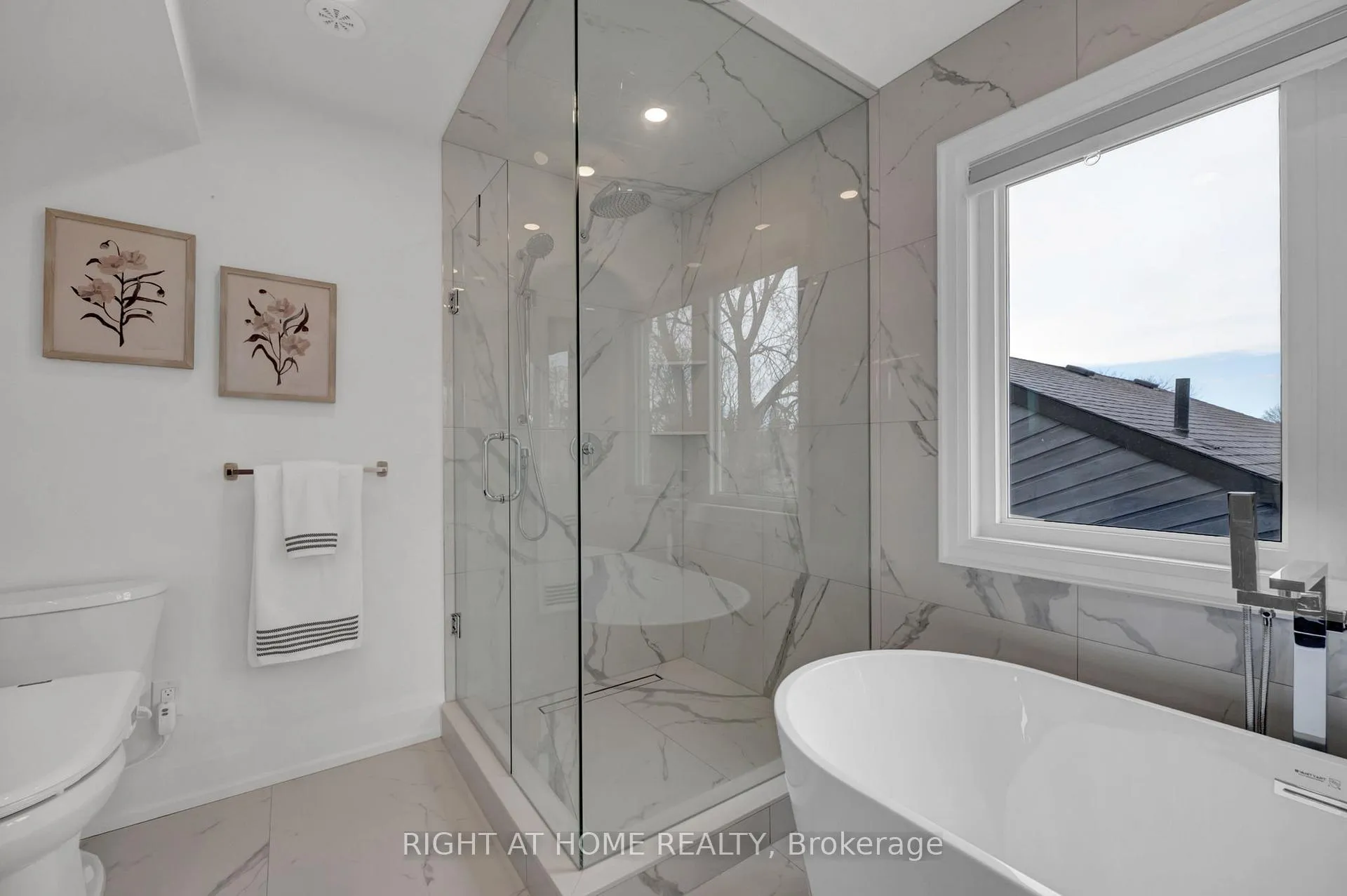 Photo 30 of 819 Fairview Avenue, Pickering, Bay Ridges — HOMEH