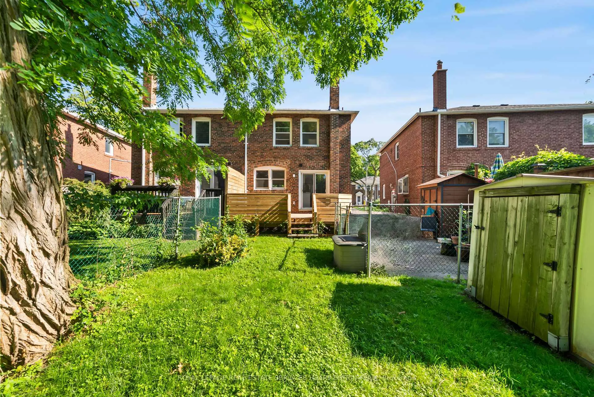 Photo 21 of Unit Upper, 21 Thursfield Crescent, Toronto, Leaside — HOMEH