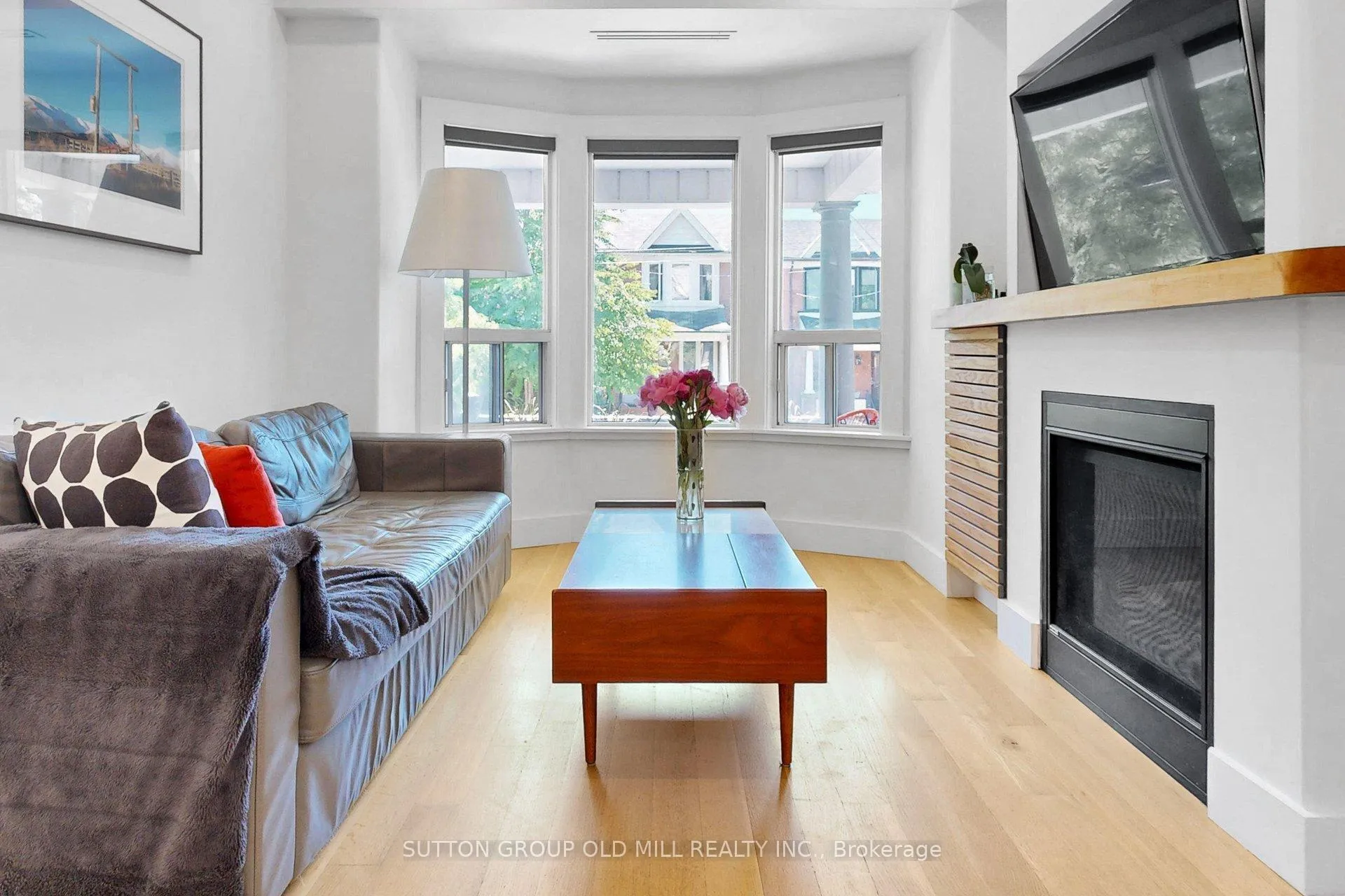 Photo 11 of 90 Fermanagh Avenue, Toronto, Roncesvalles — HOMEH
