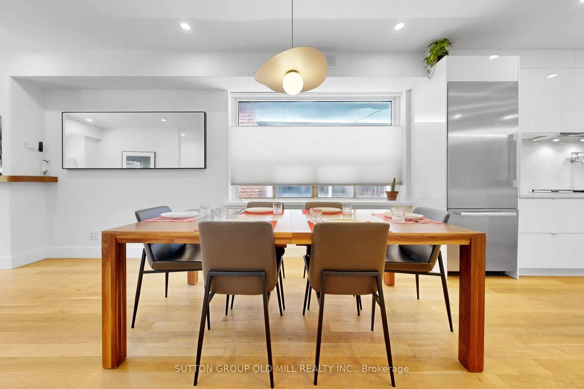Photo 15 of 90 Fermanagh Avenue, Toronto, Roncesvalles — HOMEH