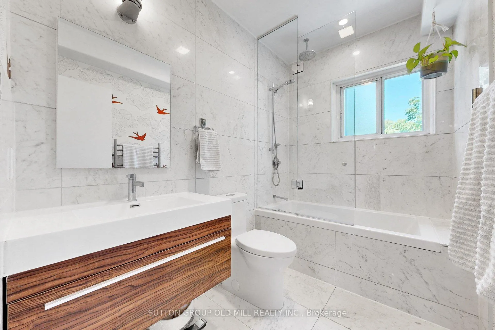 Photo 26 of 90 Fermanagh Avenue, Toronto, Roncesvalles — HOMEH