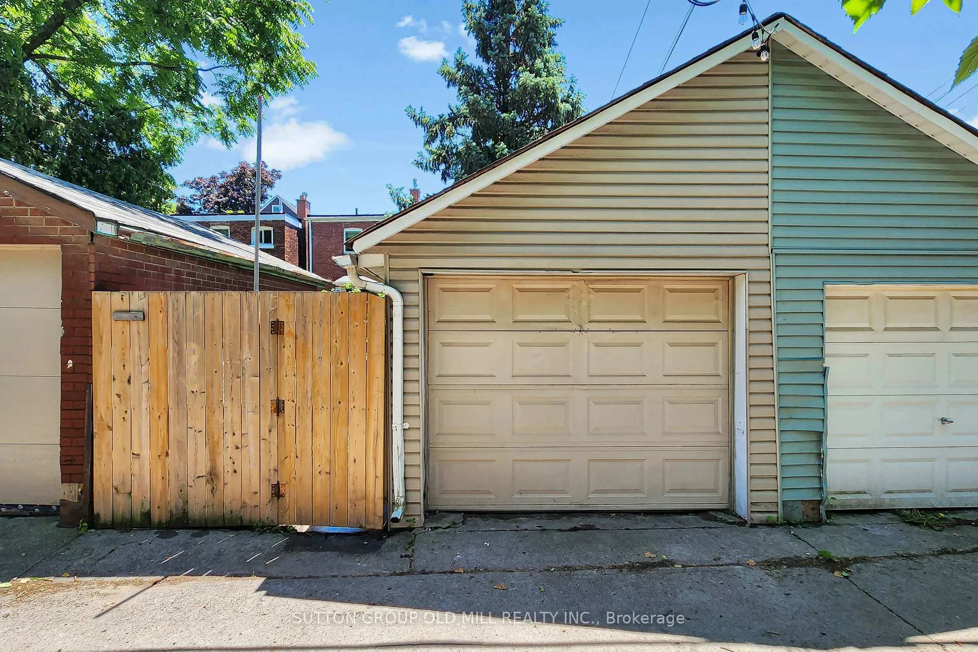 Photo 43 of 90 Fermanagh Avenue, Toronto, Roncesvalles — HOMEH