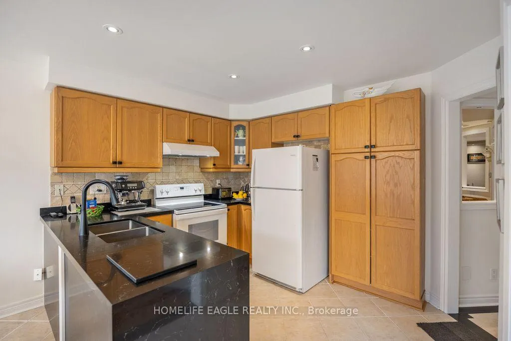 Photo 4 of 7 Headwater Road, Caledon, Bolton West — HOMEH