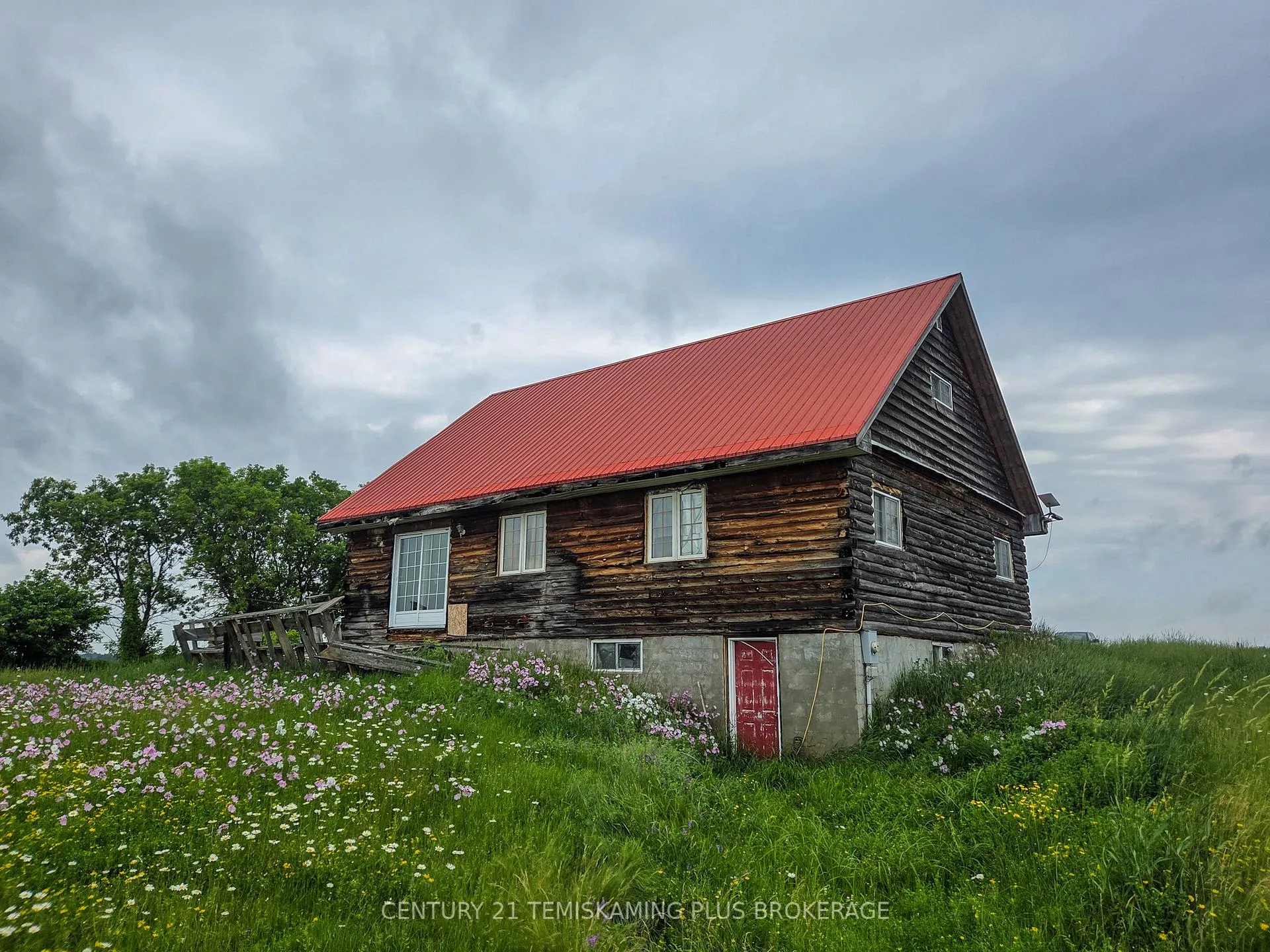 Photo 3 of 243131 Margueratt Road, Englehart, Central Timiskaming — HOMEH