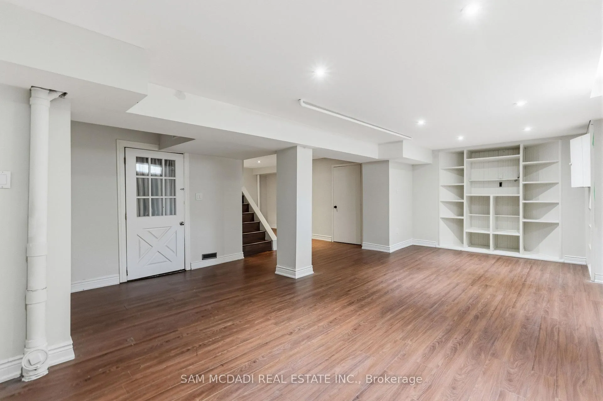 Photo 34 of 6643 Mockingbird Lane, Mississauga, Lisgar — HOMEH