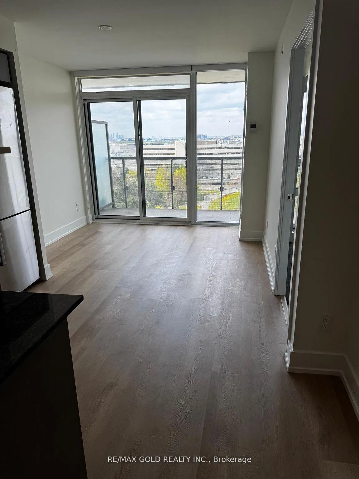 Front of Unit 1208, 160 Flemington Road