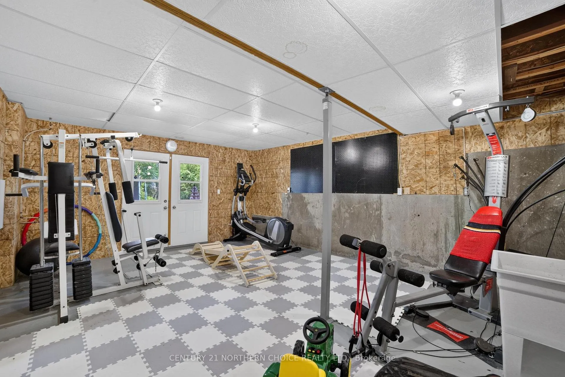 Photo 26 of 1221 River Drive, Kenora, Lakeside — HOMEH