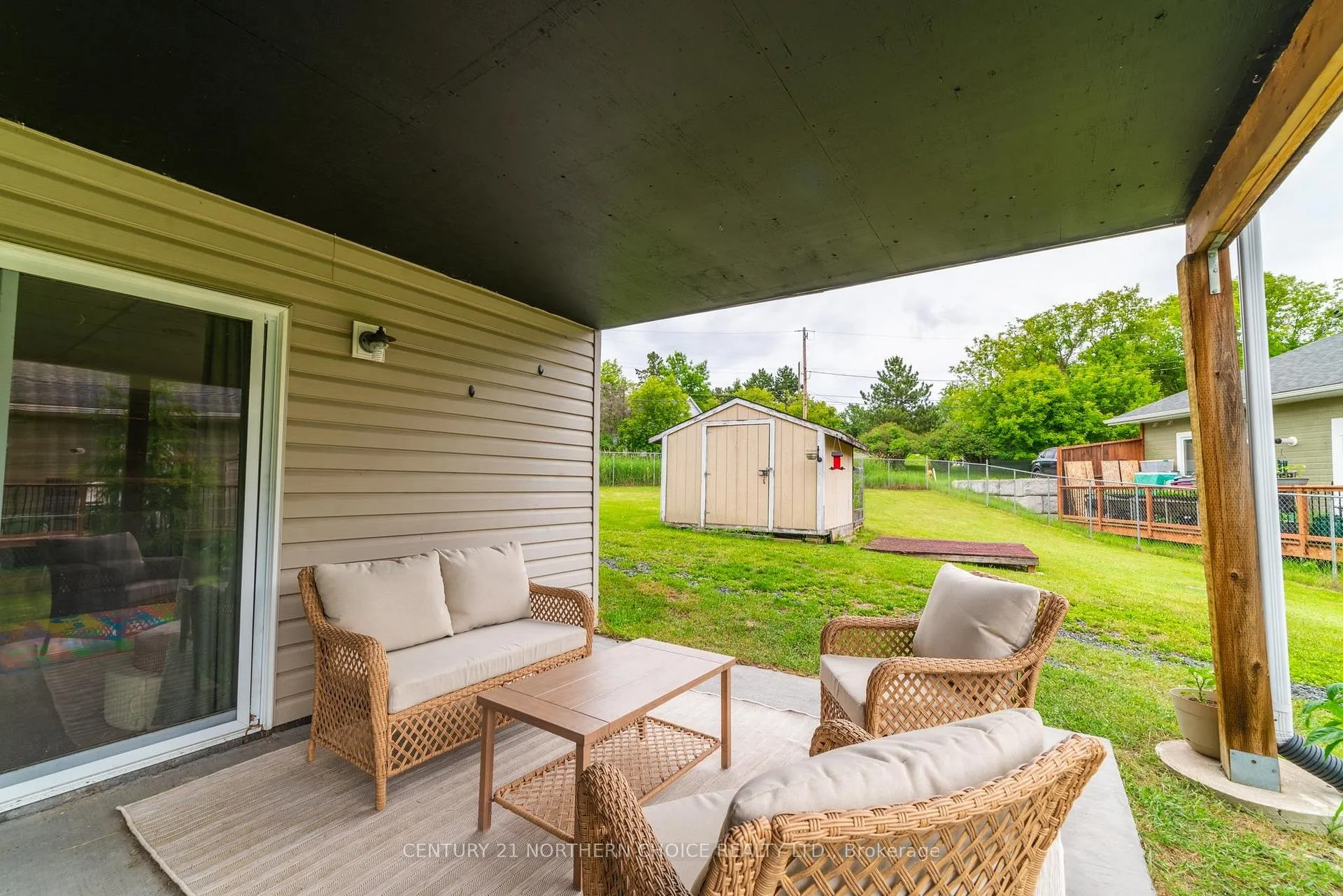 Photo 34 of 1221 River Drive, Kenora, Lakeside — HOMEH