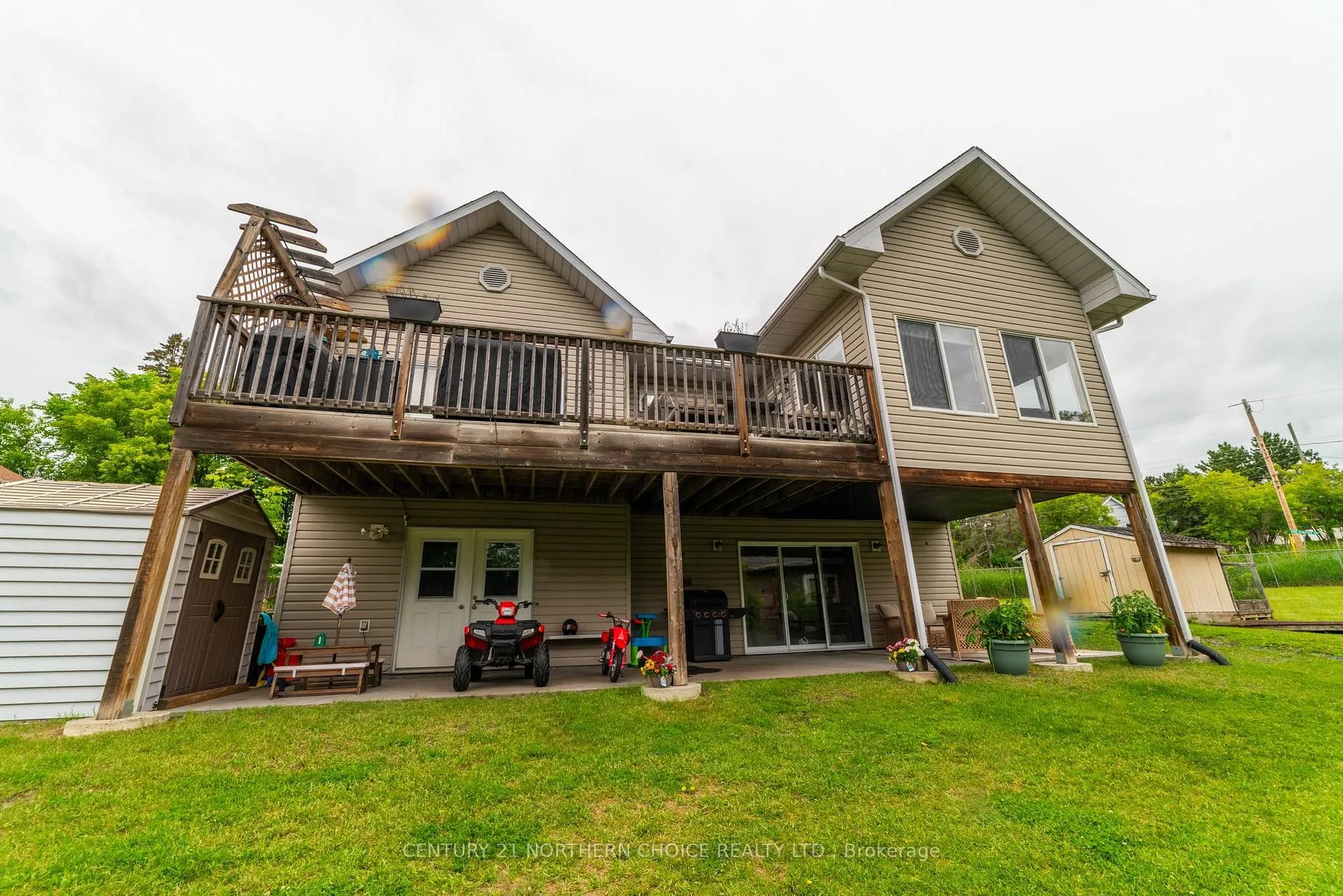 Photo 37 of 1221 River Drive, Kenora, Lakeside — HOMEH
