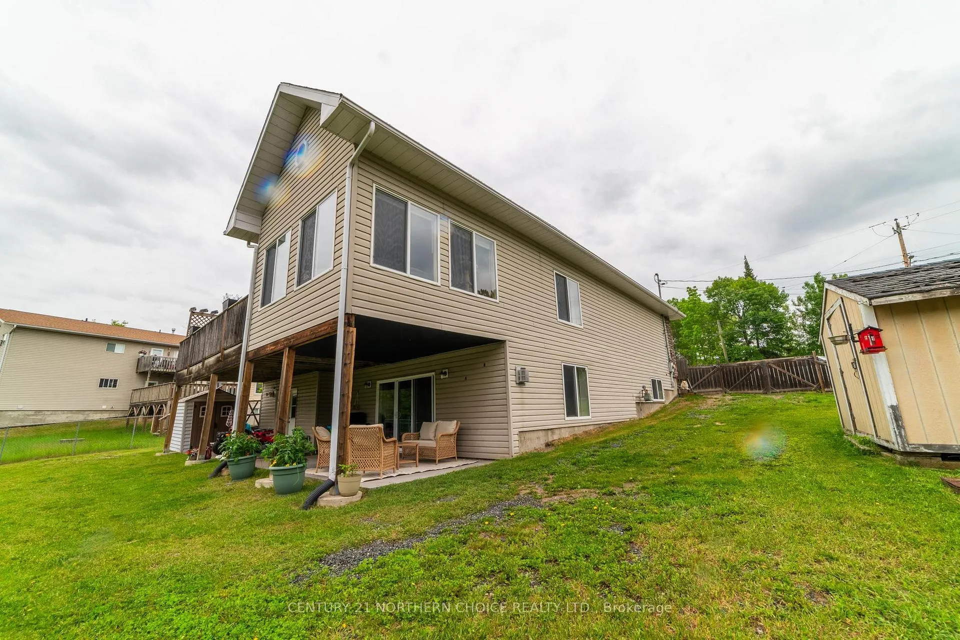 Photo 38 of 1221 River Drive, Kenora, Lakeside — HOMEH