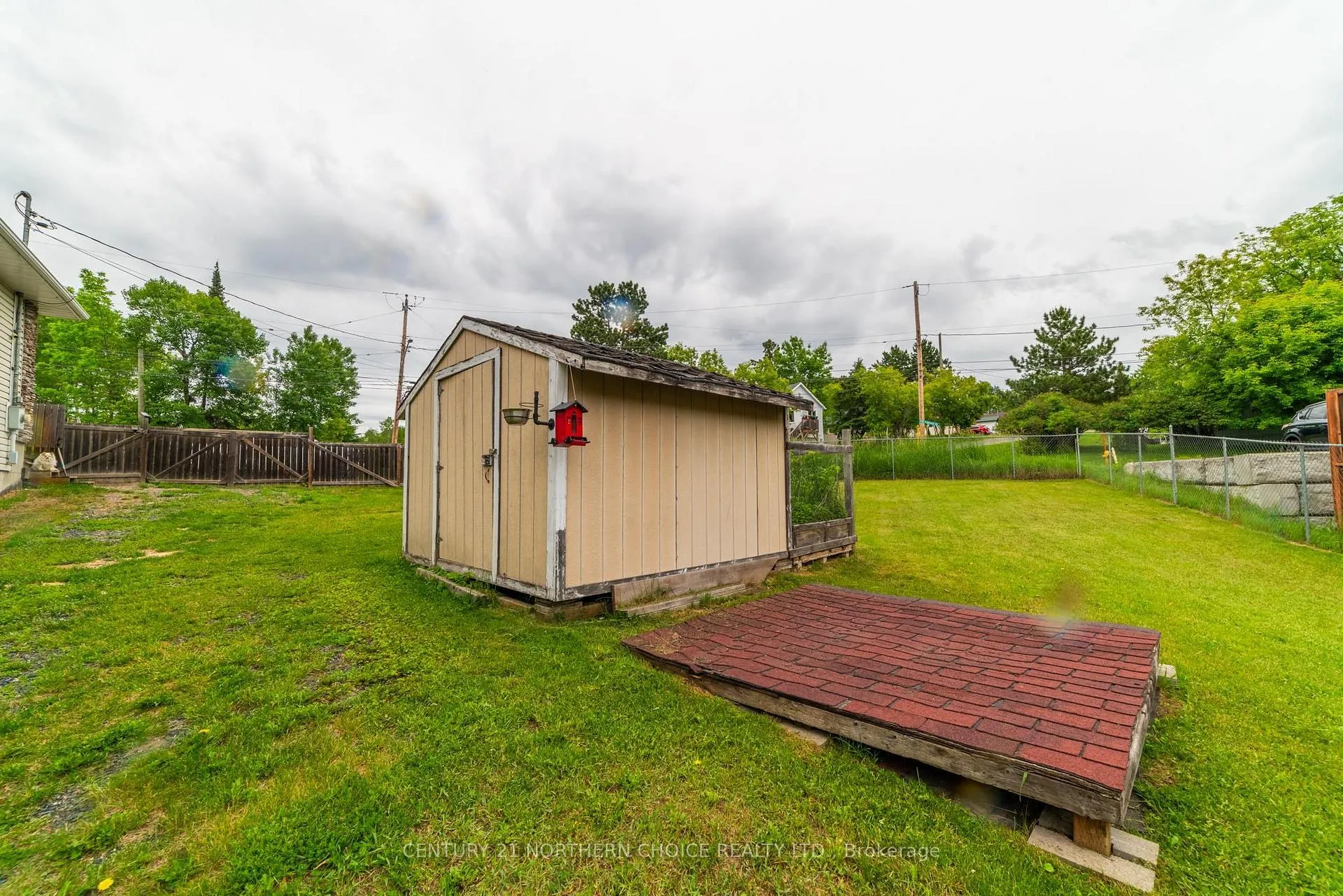 Photo 39 of 1221 River Drive, Kenora, Lakeside — HOMEH