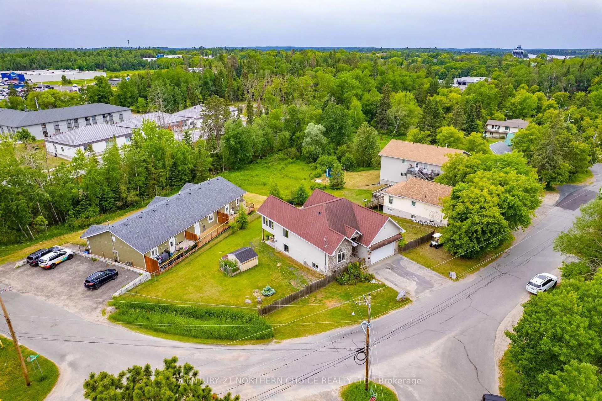 Photo 43 of 1221 River Drive, Kenora, Lakeside — HOMEH