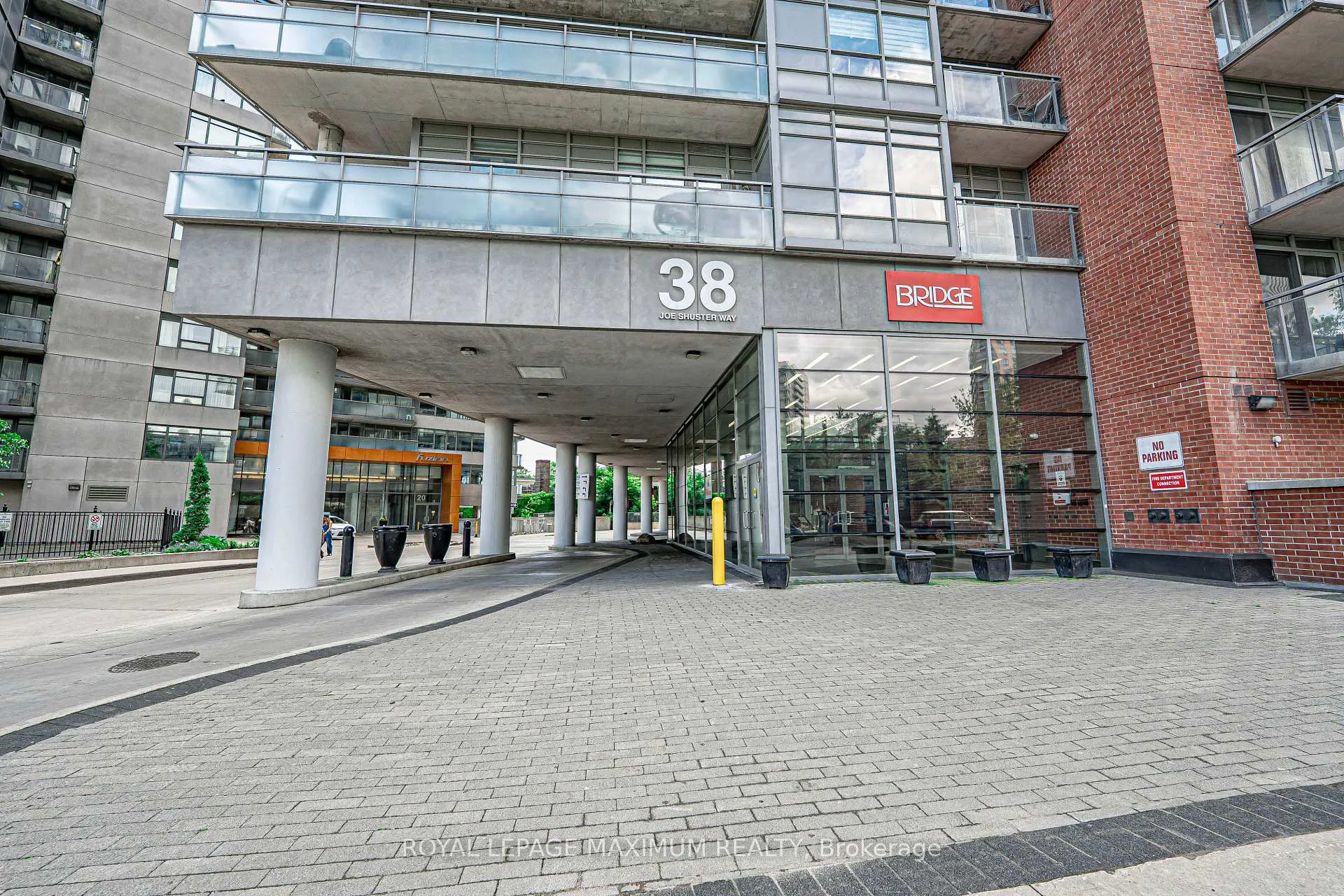 Photo 1 of Unit 617, 38 Joe Shuster Way, Toronto, South Parkdale — HOMEH