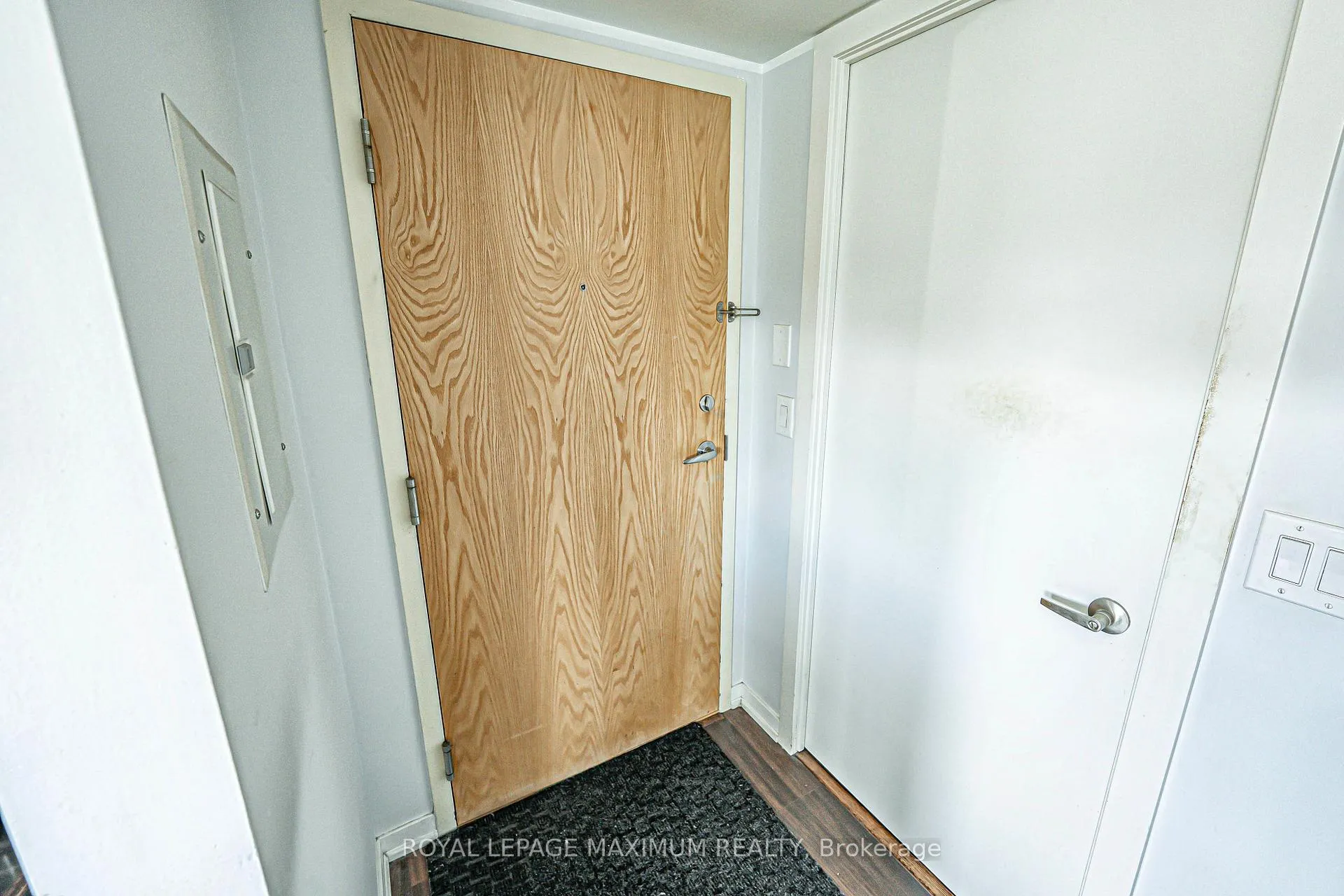 Photo 8 of Unit 617, 38 Joe Shuster Way, Toronto, South Parkdale — HOMEH