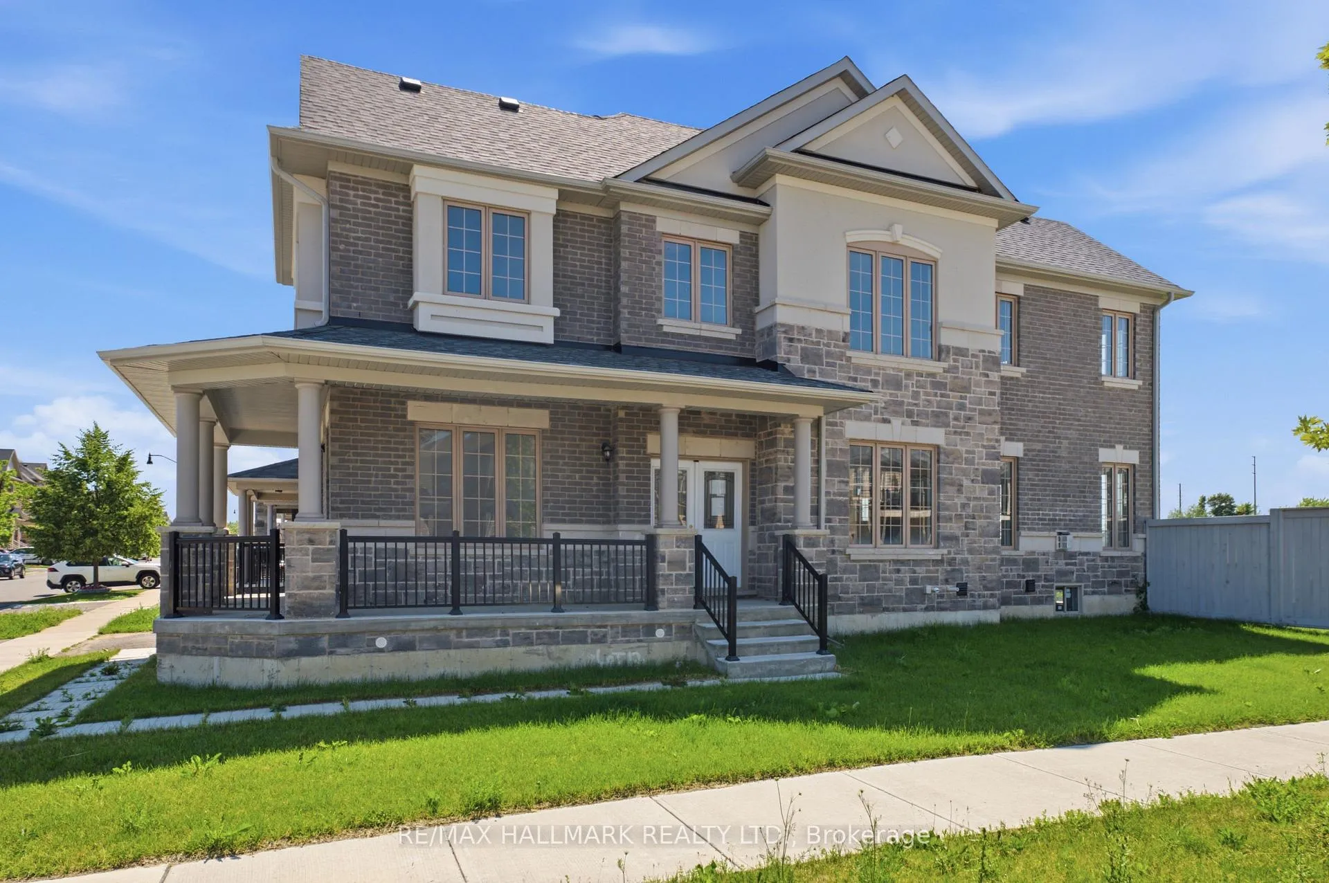 Photo 2 of 2 Agava Street, Brampton, Northwest Brampton — HOMEH