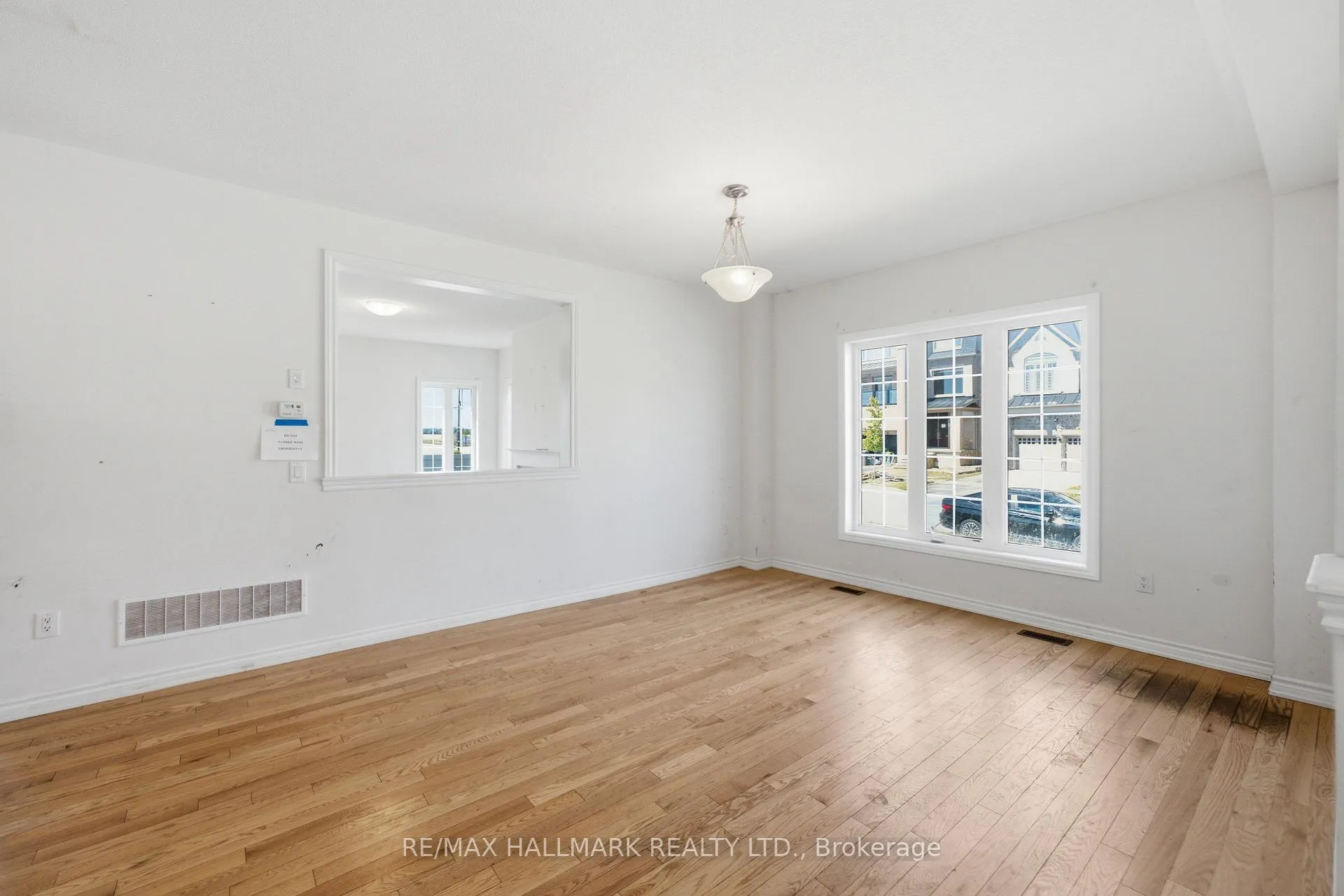 Photo 8 of 2 Agava Street, Brampton, Northwest Brampton — HOMEH