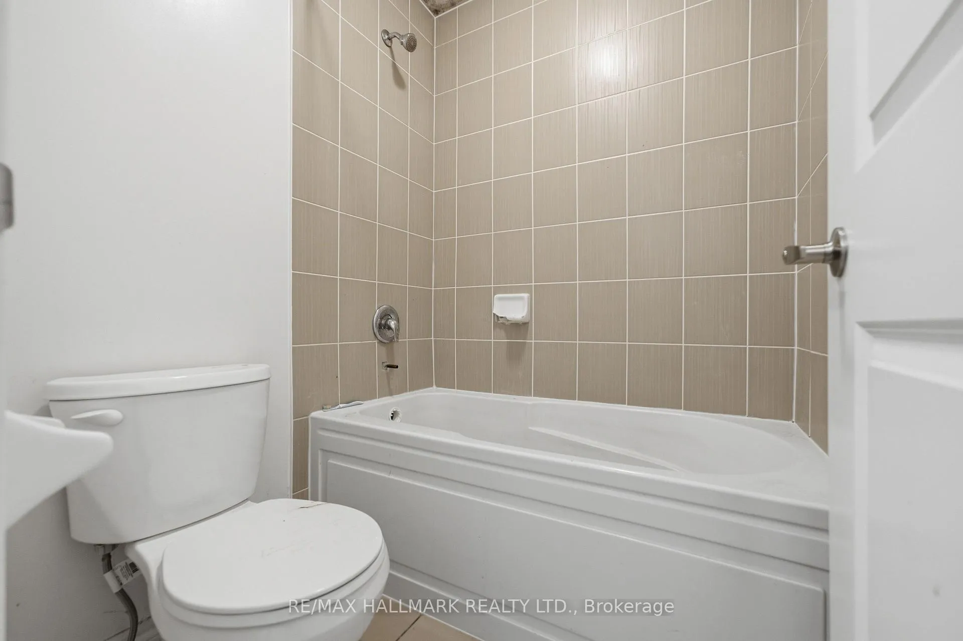 Photo 25 of 2 Agava Street, Brampton, Northwest Brampton — HOMEH