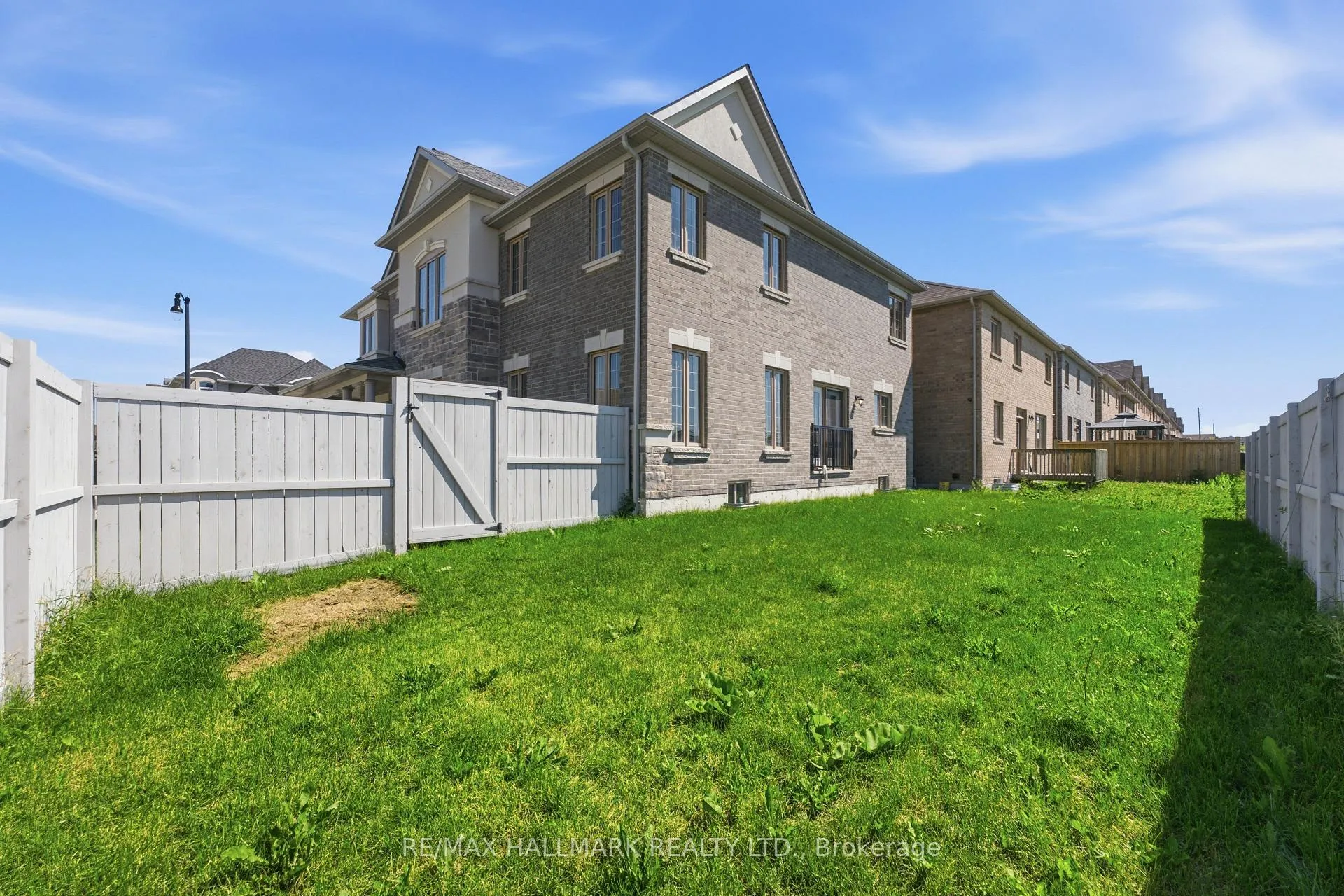 Photo 42 of 2 Agava Street, Brampton, Northwest Brampton — HOMEH
