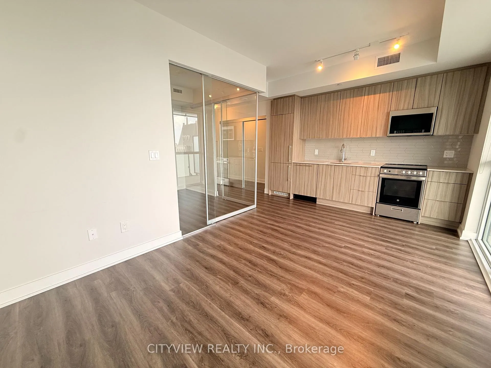 Photo 9 of Unit 3904, 430 Square One Drive, Mississauga, City Centre — HOMEH