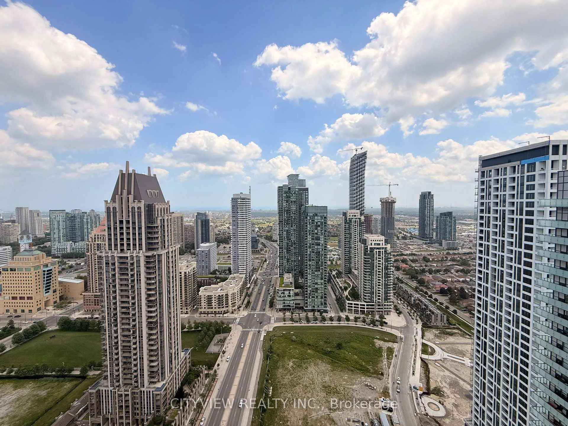 Photo 13 of Unit 3904, 430 Square One Drive, Mississauga, City Centre — HOMEH