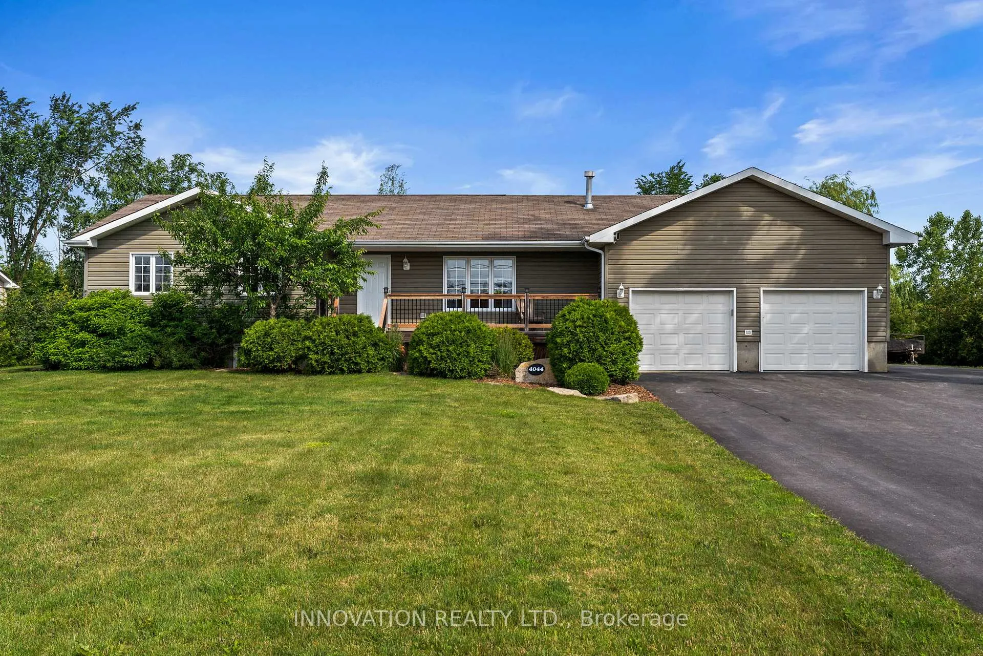 Photo 2 of 4044 Calbrent Way, Ottawa, Vernon — HOMEH