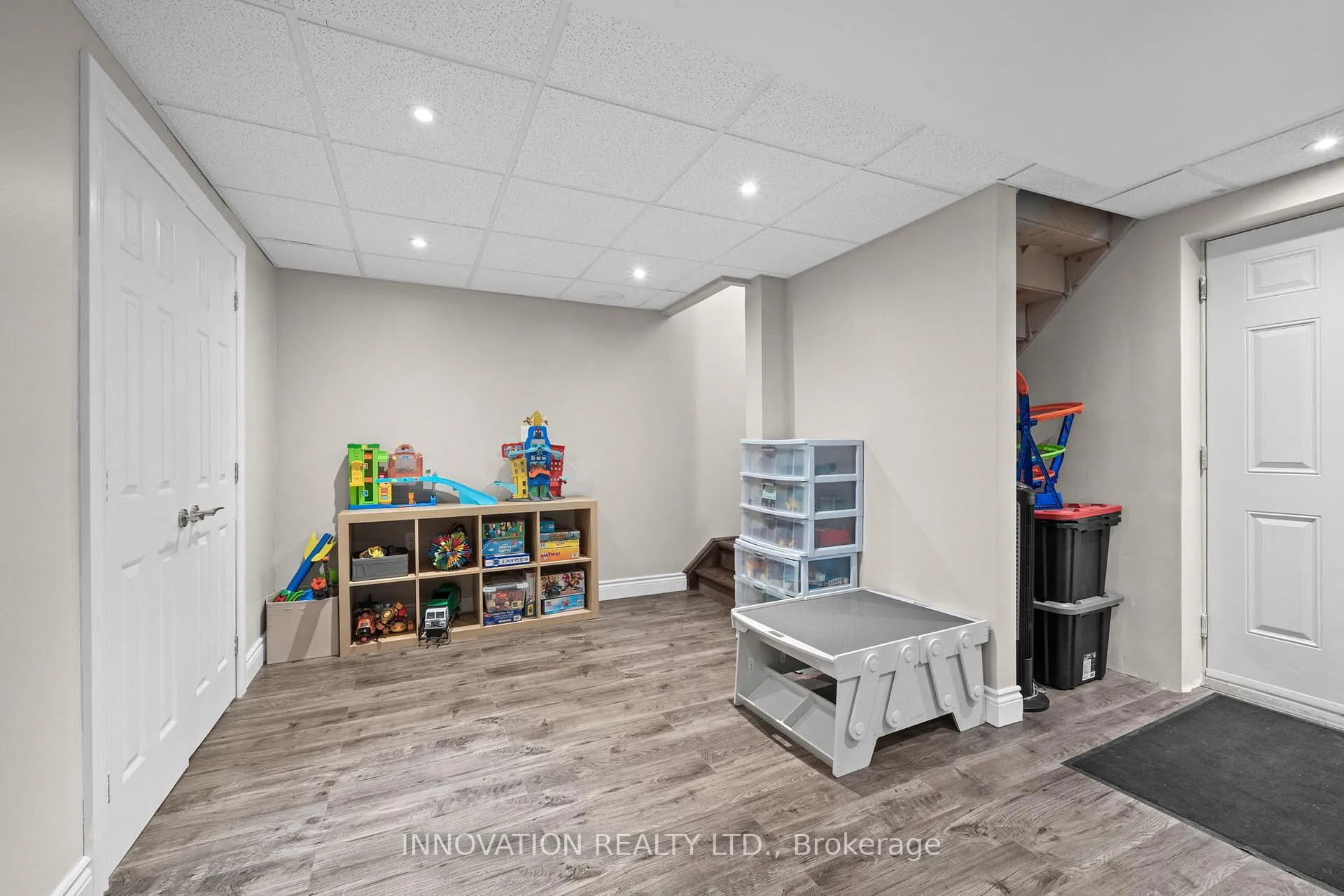 Photo 23 of 4044 Calbrent Way, Ottawa, Vernon — HOMEH