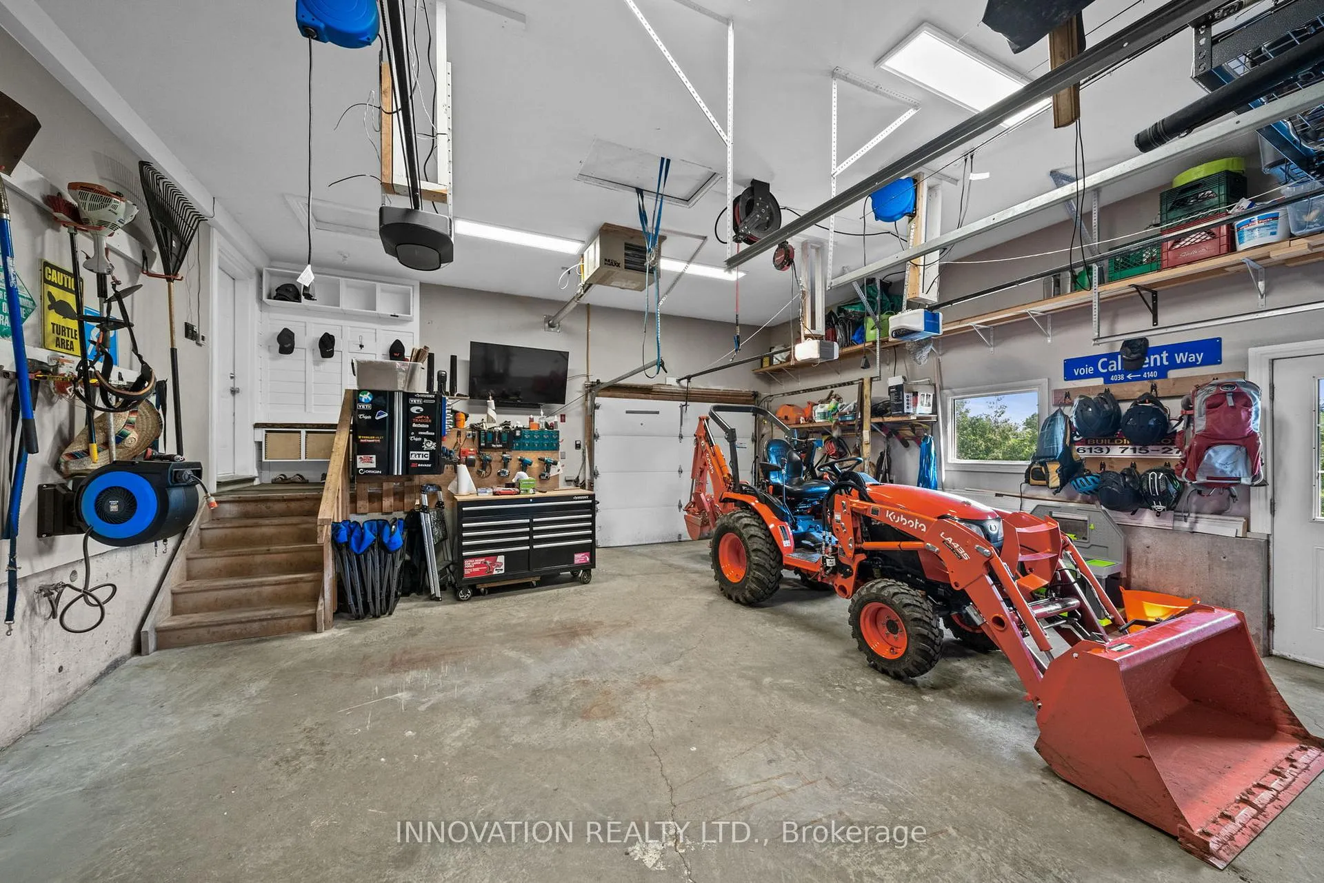 Photo 30 of 4044 Calbrent Way, Ottawa, Vernon — HOMEH