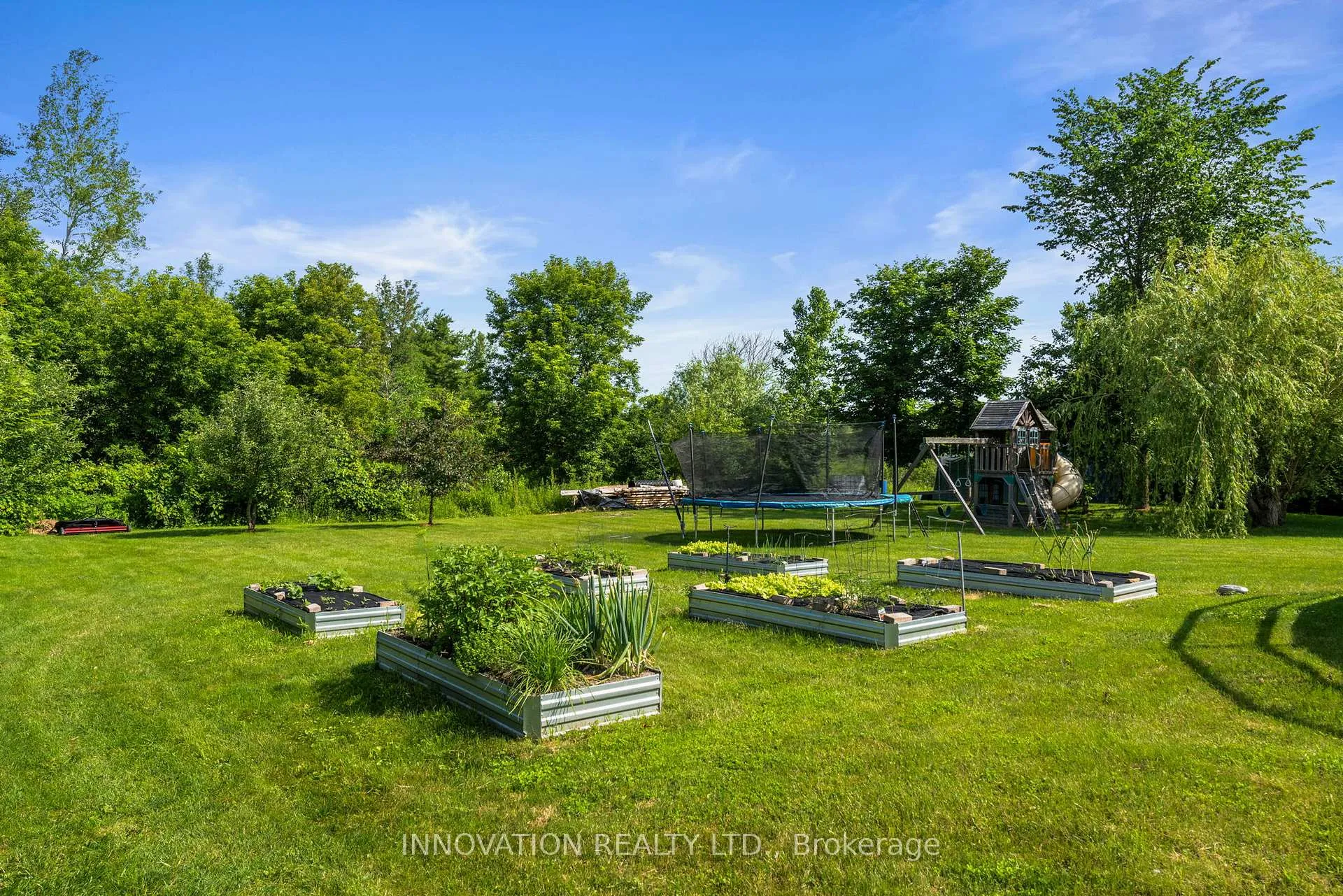 Photo 34 of 4044 Calbrent Way, Ottawa, Vernon — HOMEH