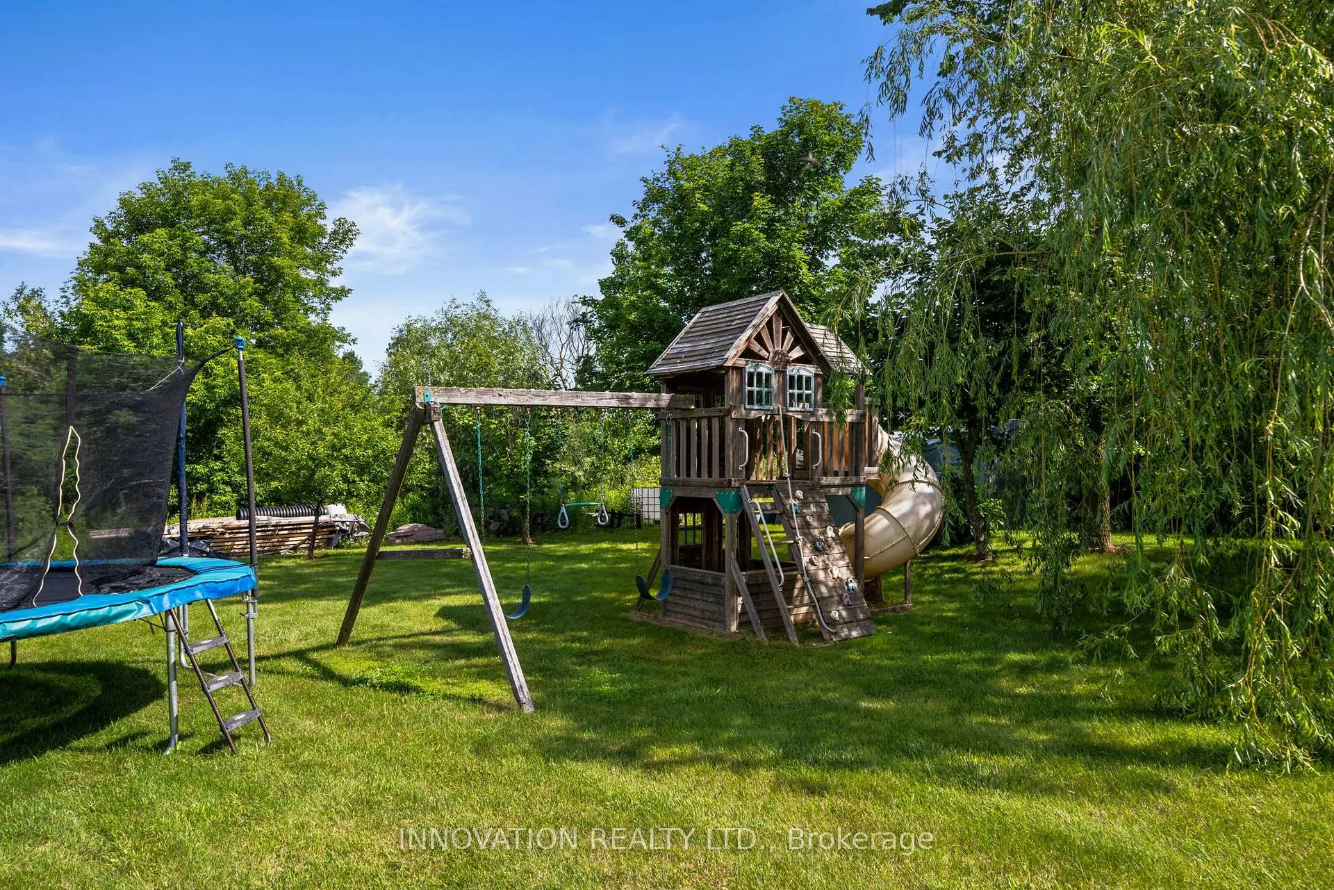 Photo 37 of 4044 Calbrent Way, Ottawa, Vernon — HOMEH