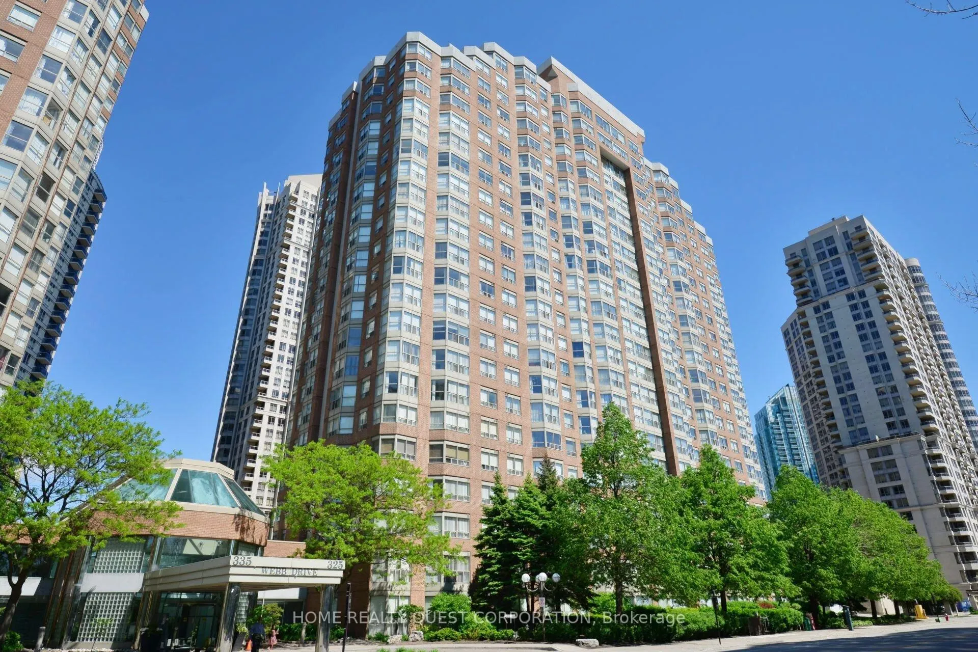 Photo 1 of Unit 1402, 325 Webb Drive, Mississauga, City Centre — HOMEH