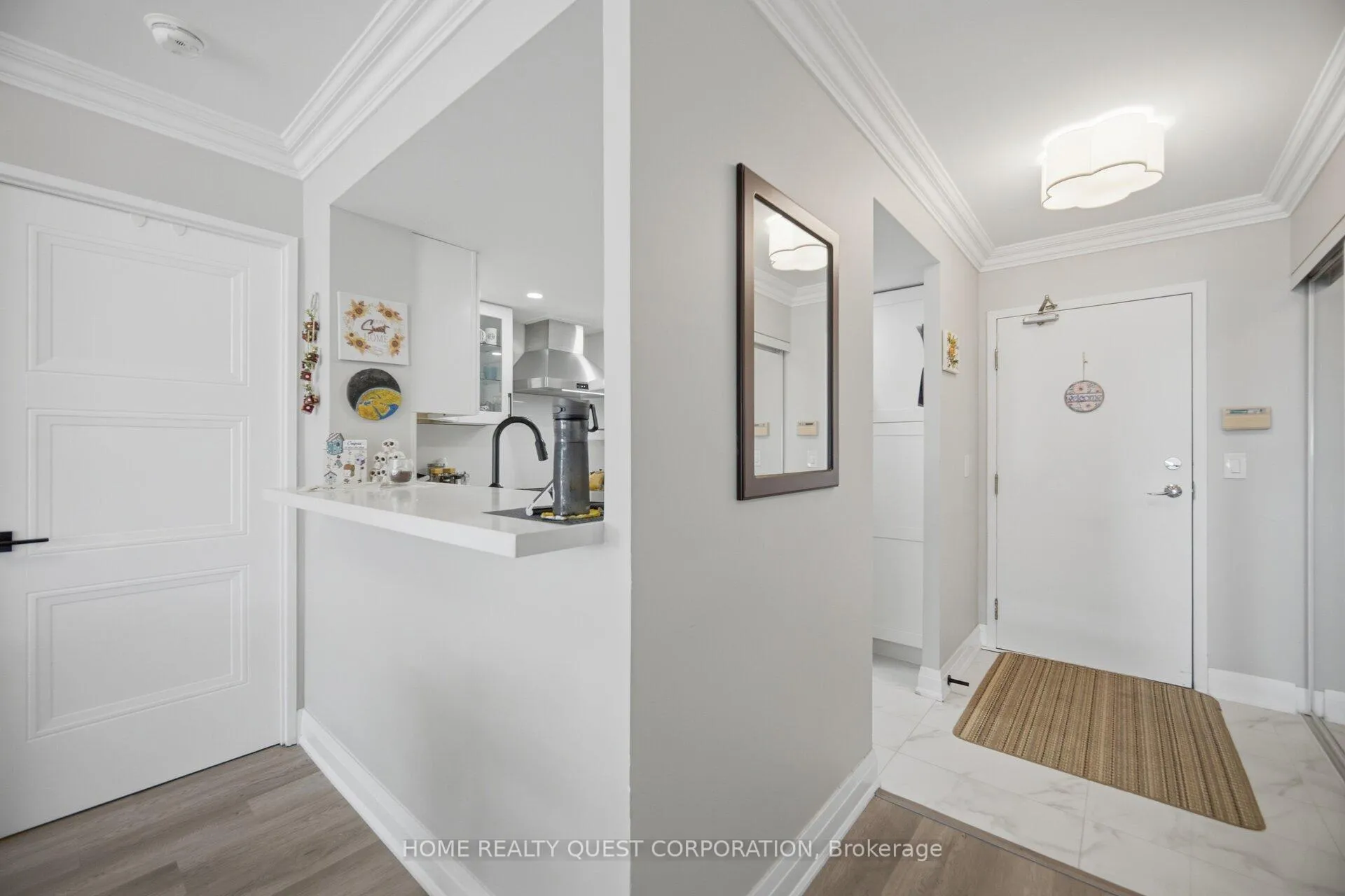 Photo 10 of Unit 1402, 325 Webb Drive, Mississauga, City Centre — HOMEH