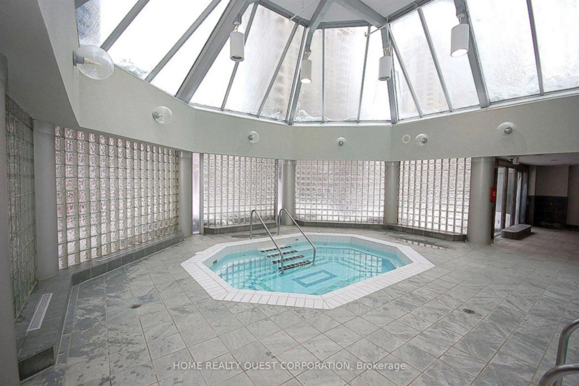 Photo 37 of Unit 1402, 325 Webb Drive, Mississauga, City Centre — HOMEH