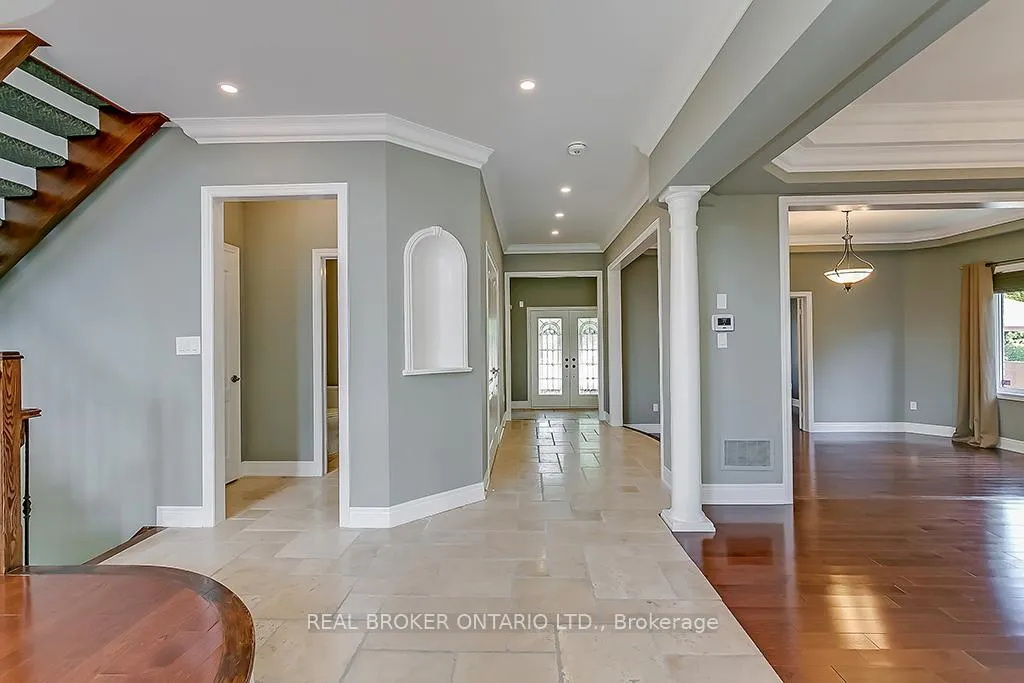 Photo 5 of 1510 Arrowhead Road, Oakville, Joshua Creek — HOMEH