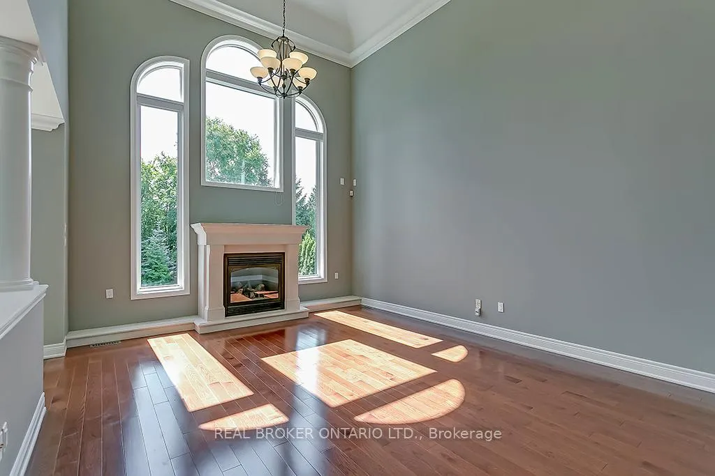 Photo 15 of 1510 Arrowhead Road, Oakville, Joshua Creek — HOMEH