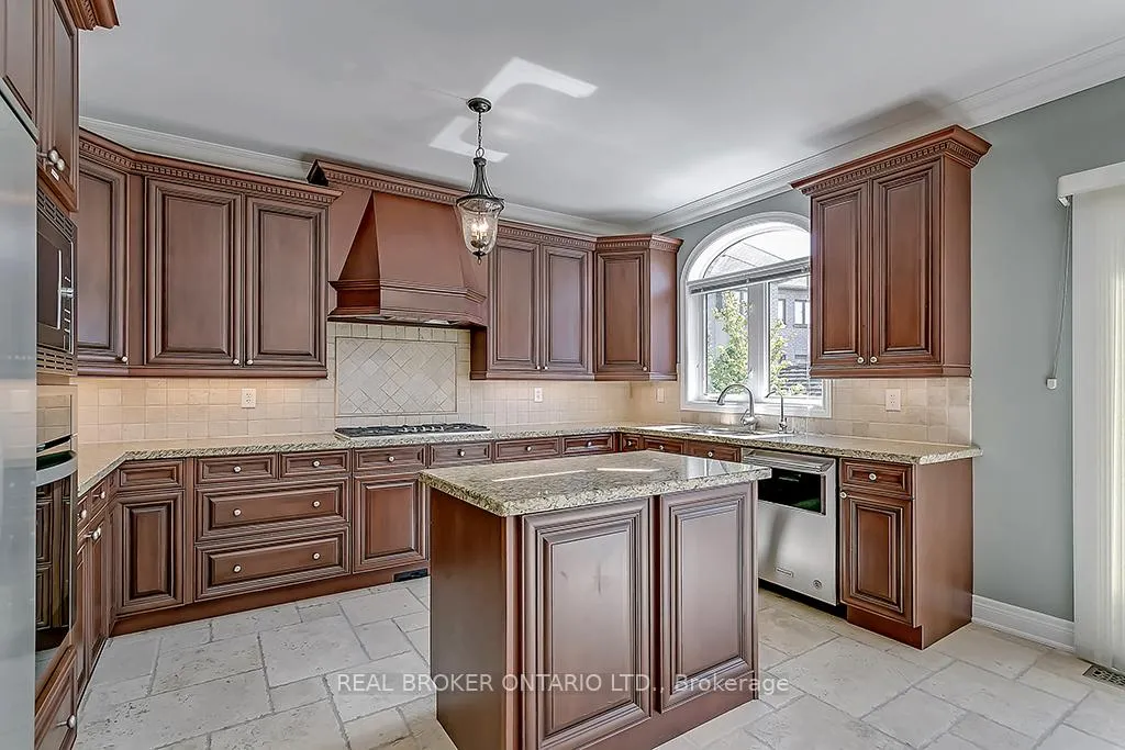 Photo 23 of 1510 Arrowhead Road, Oakville, Joshua Creek — HOMEH