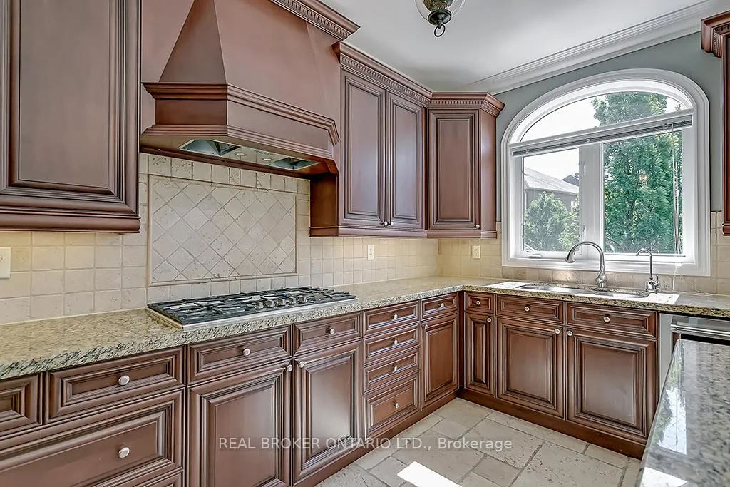 Photo 24 of 1510 Arrowhead Road, Oakville, Joshua Creek — HOMEH