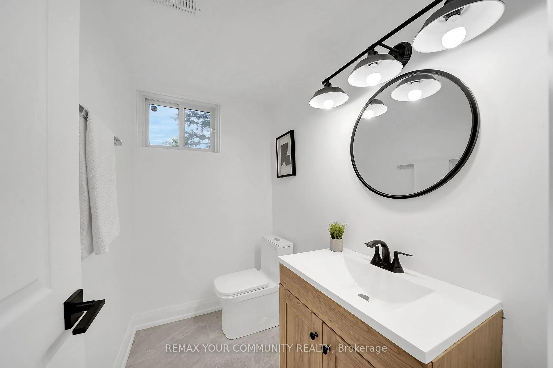 Photo 30 of 72 Cook Drive, King, Pottageville — HOMEH