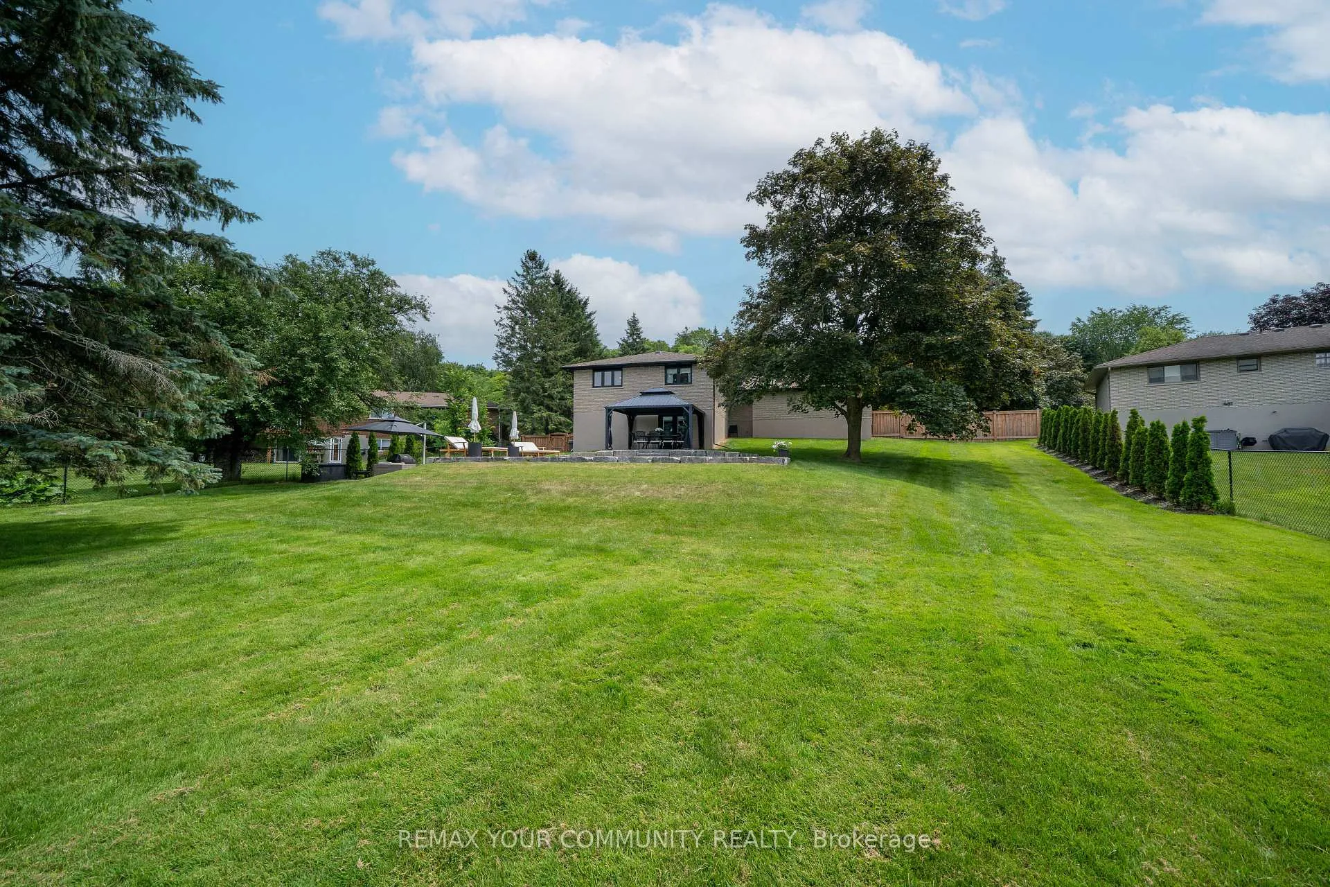 Photo 37 of 72 Cook Drive, King, Pottageville — HOMEH