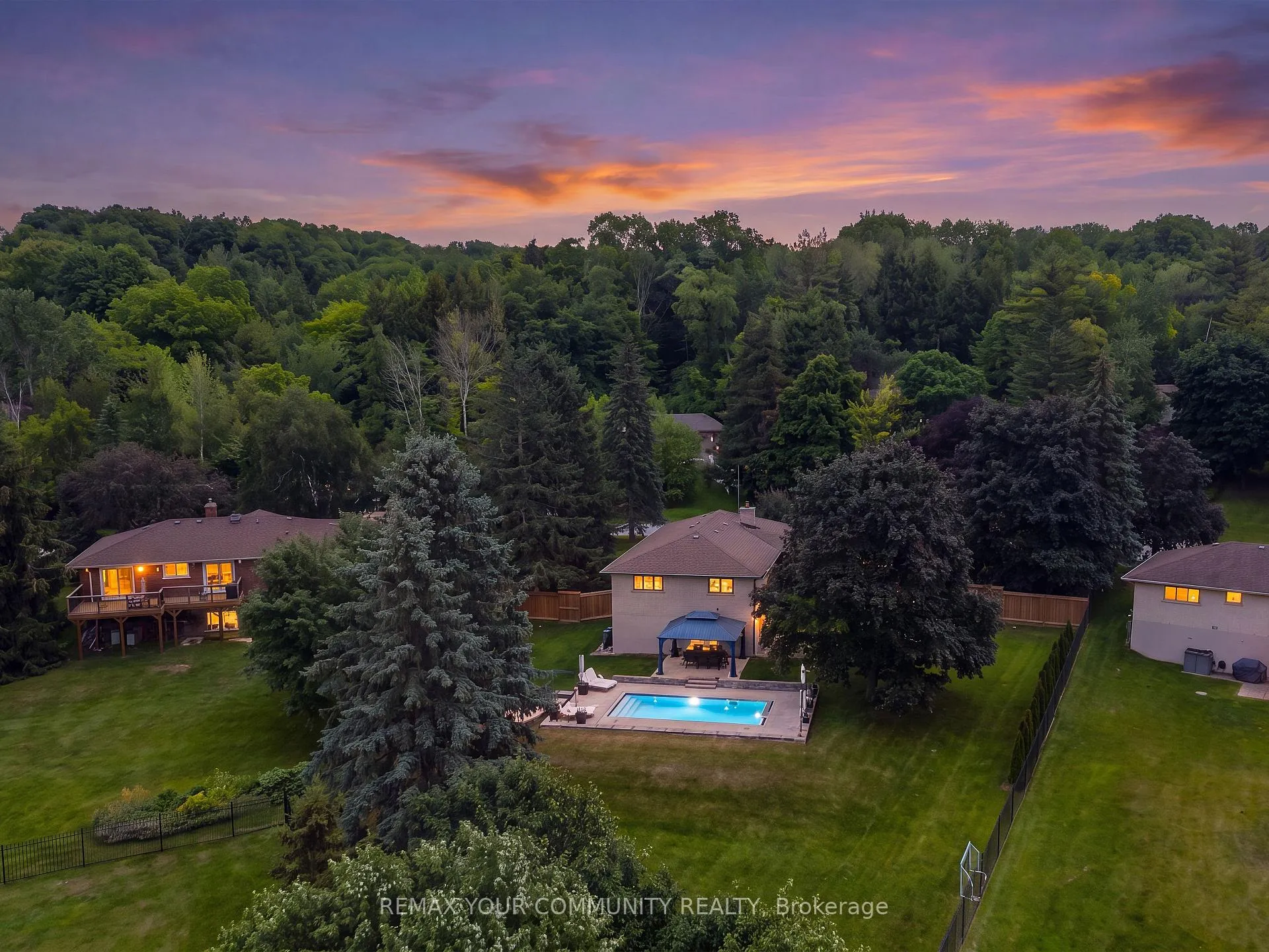 Photo 41 of 72 Cook Drive, King, Pottageville — HOMEH