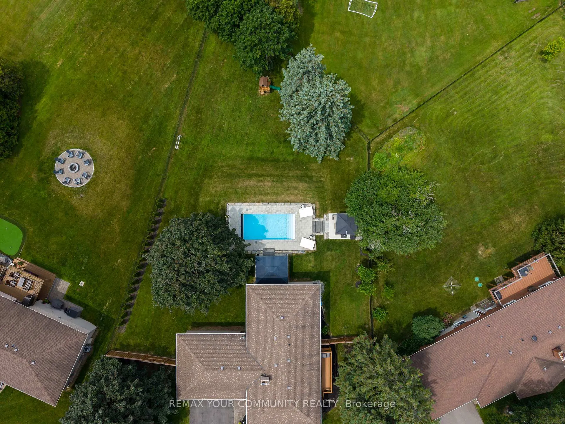 Photo 43 of 72 Cook Drive, King, Pottageville — HOMEH